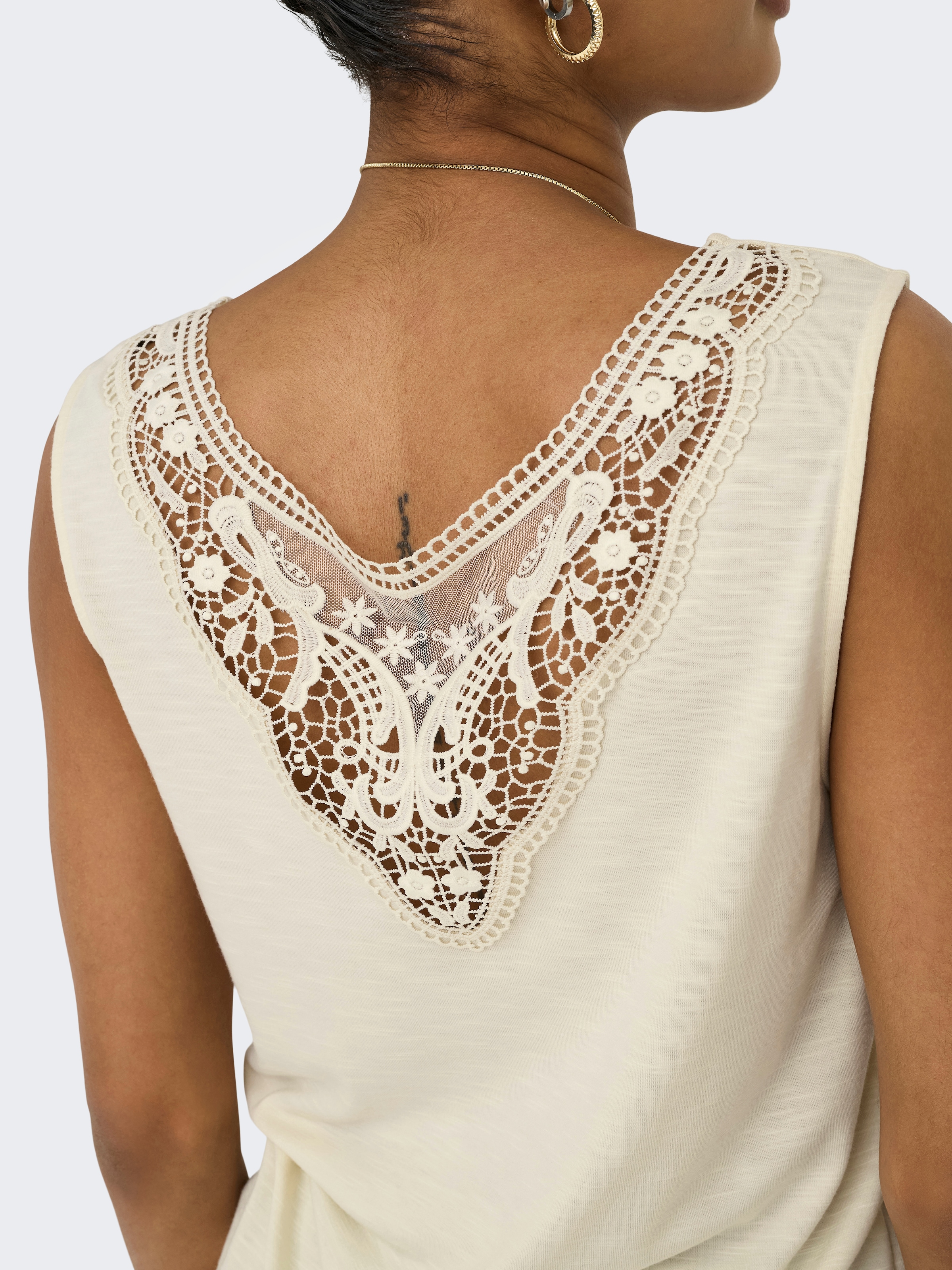 ONLY Spitzentop »ONLFREDA S/L U-NECK MIX TOP BOX JRS«