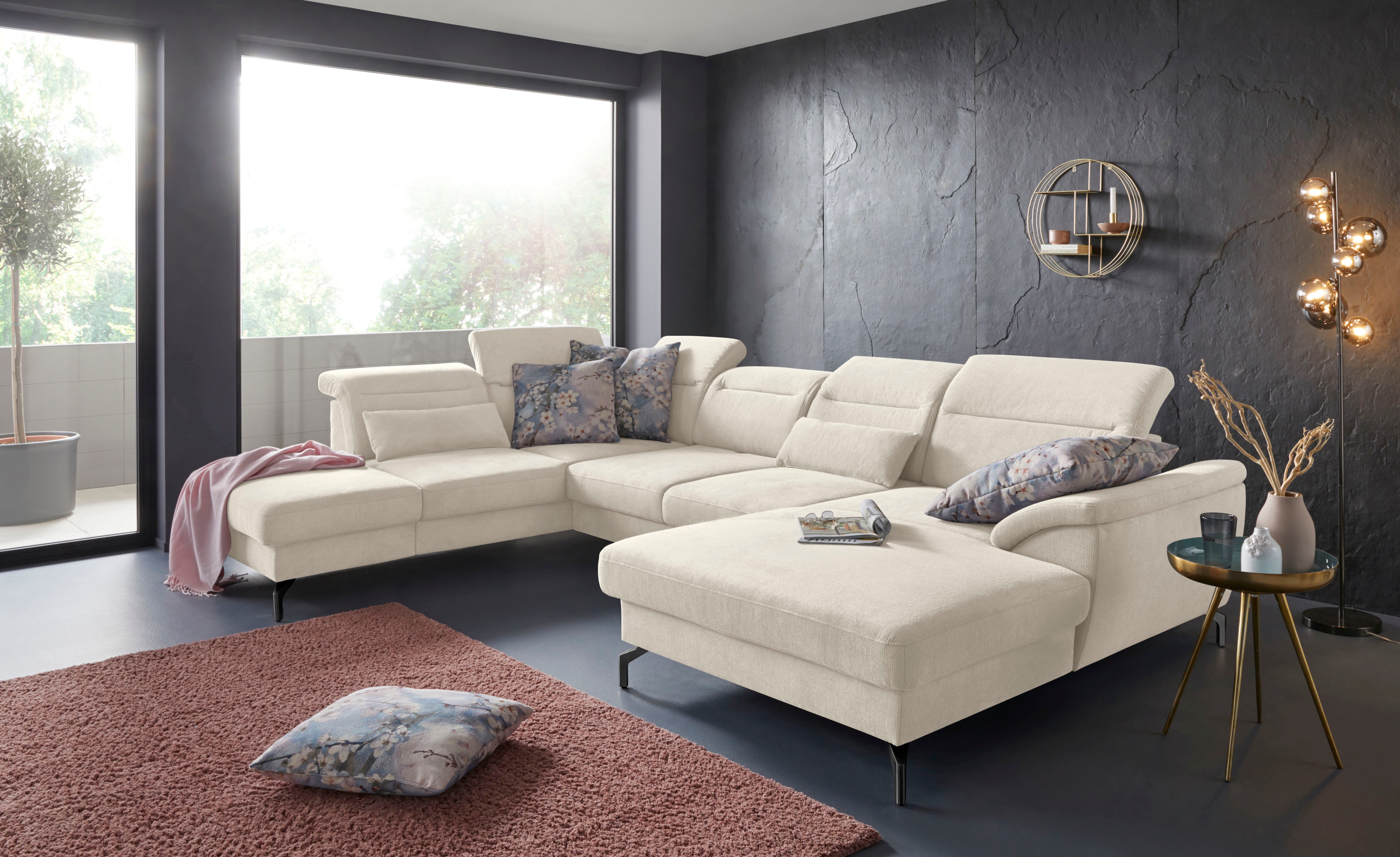 sit&more Wohnlandschaft "Percy U-Form" 15 cm Fußhöhe, Sitztiefenverstellung, wahlweise in 2 Fußfarben
