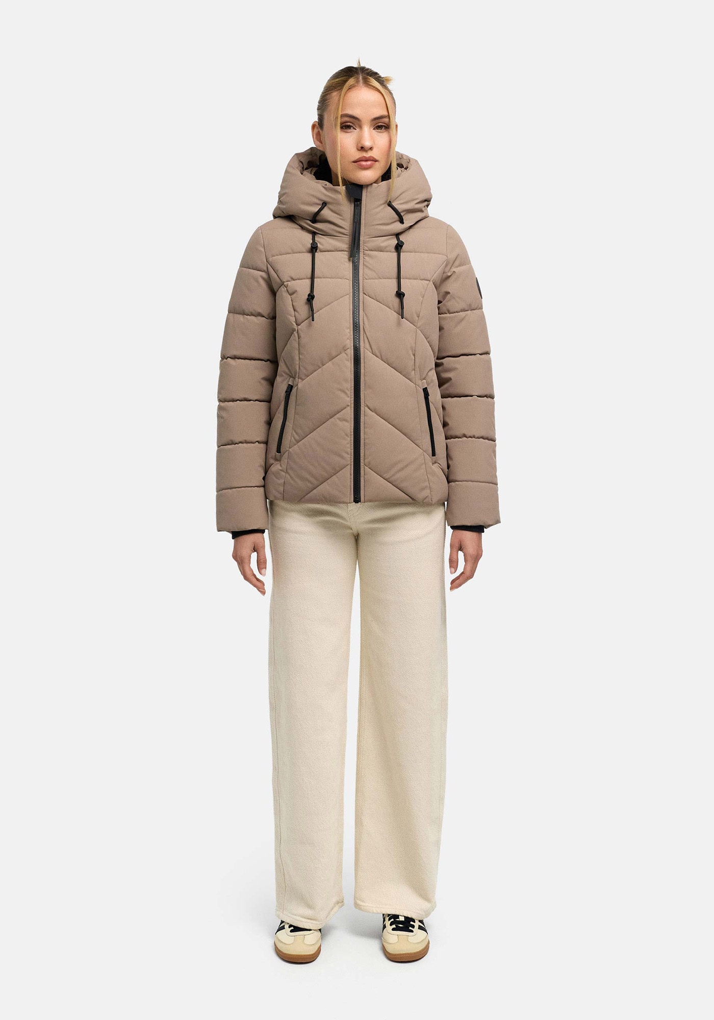 Marikoo Winterjacke "Naanda" mit Kapuze Steppjacke mit diagonaler Steppung, Kapuze, hohem Kragen