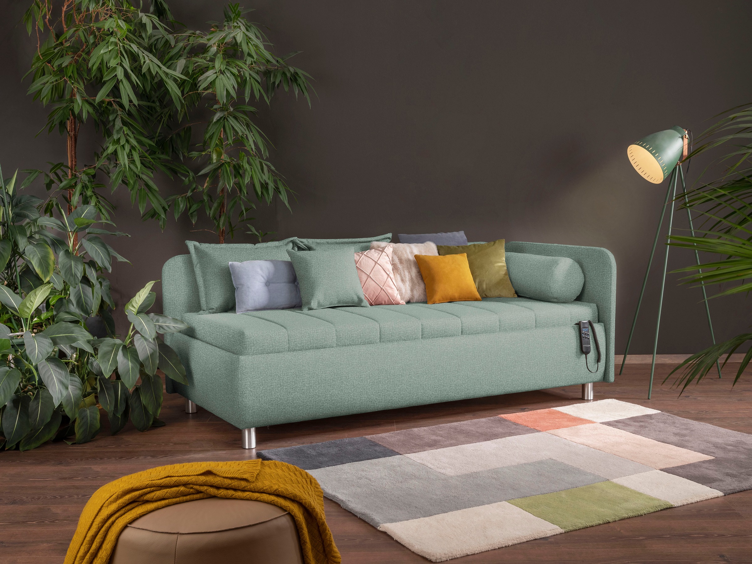 alina Schlafsofa »Kiana«, Liegefläche 90/200 cm oder 100/200 cm, Bettkasten, Zierkissen-Set