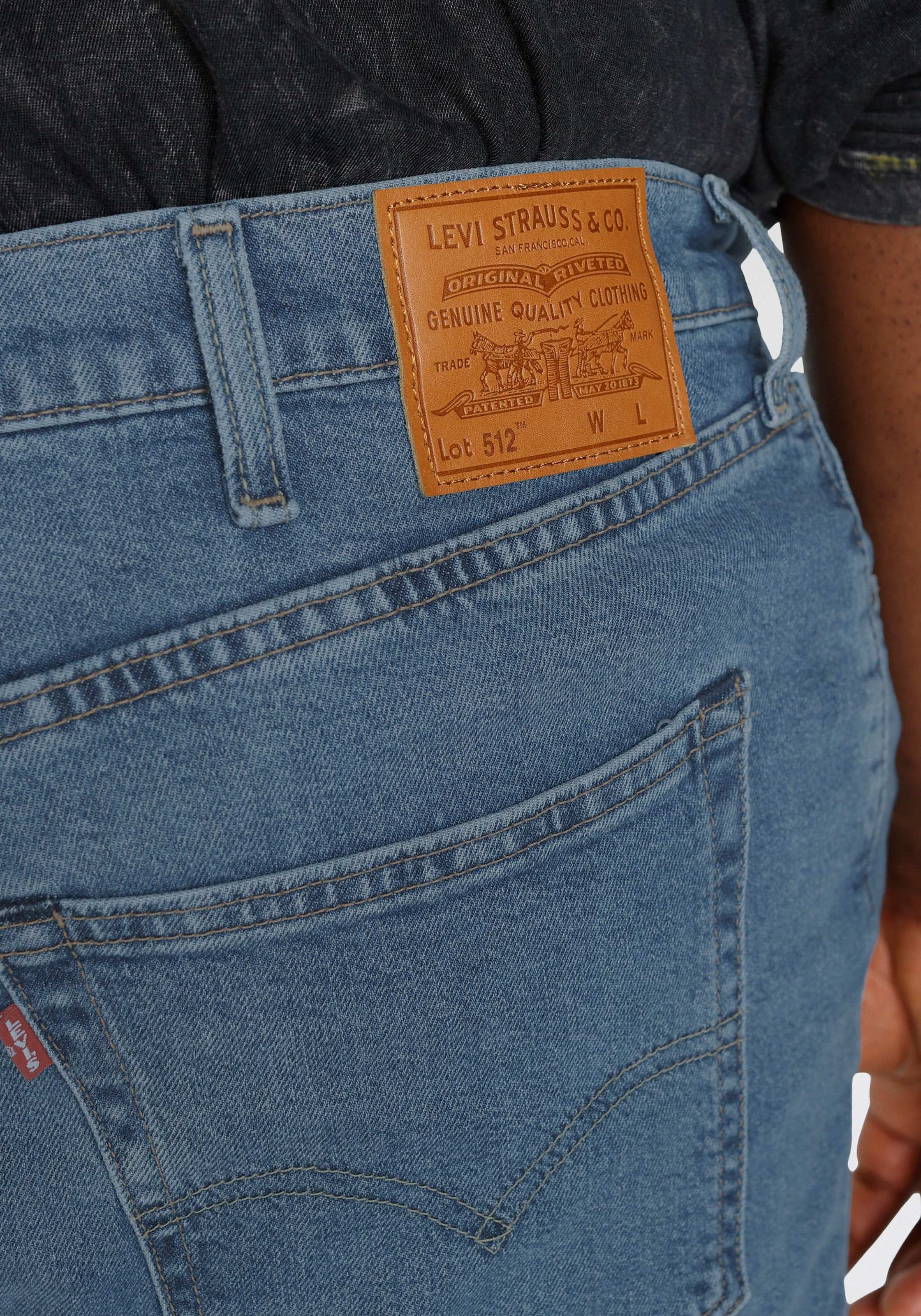 Levi's® Plus Tapered-fit-Jeans »512«, in authentischer Waschung