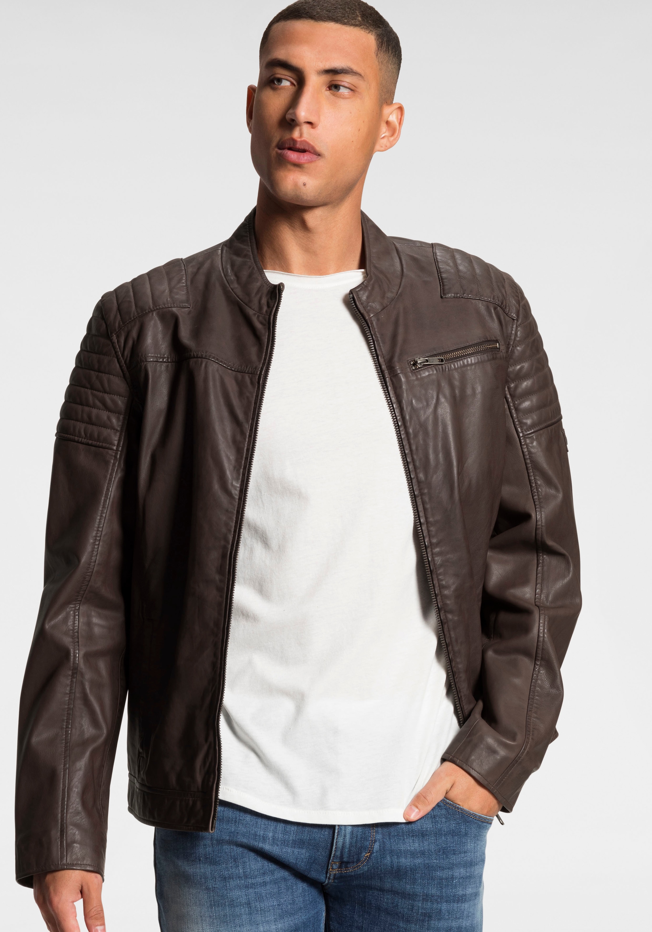 Bruno Banani Lederjacke "Rocha", aus Lammnappaleder, schmaler Schnitt, mit Eingrifftaschen