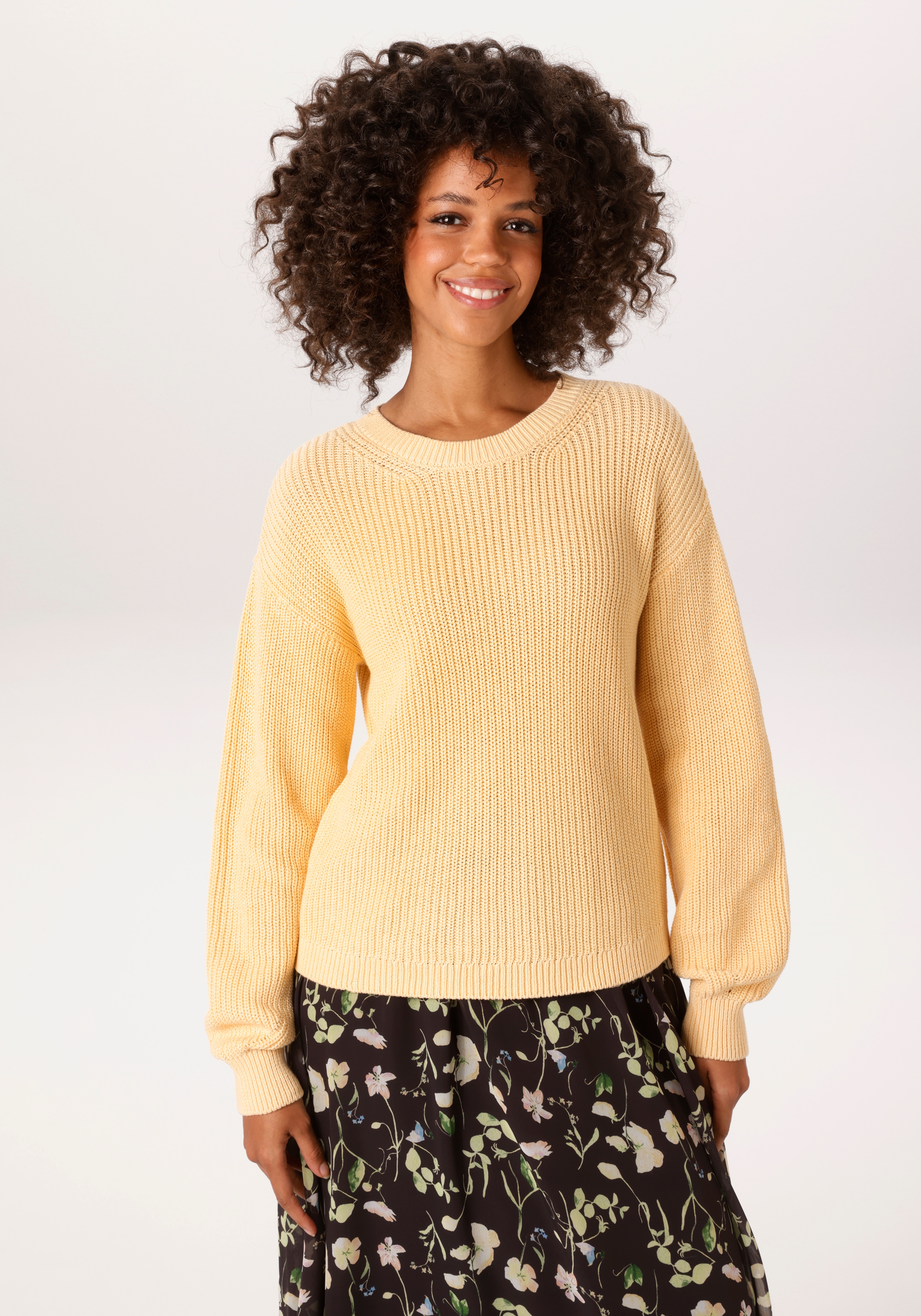 Aniston CASUAL Strickpullover in trendiger Farbpalette