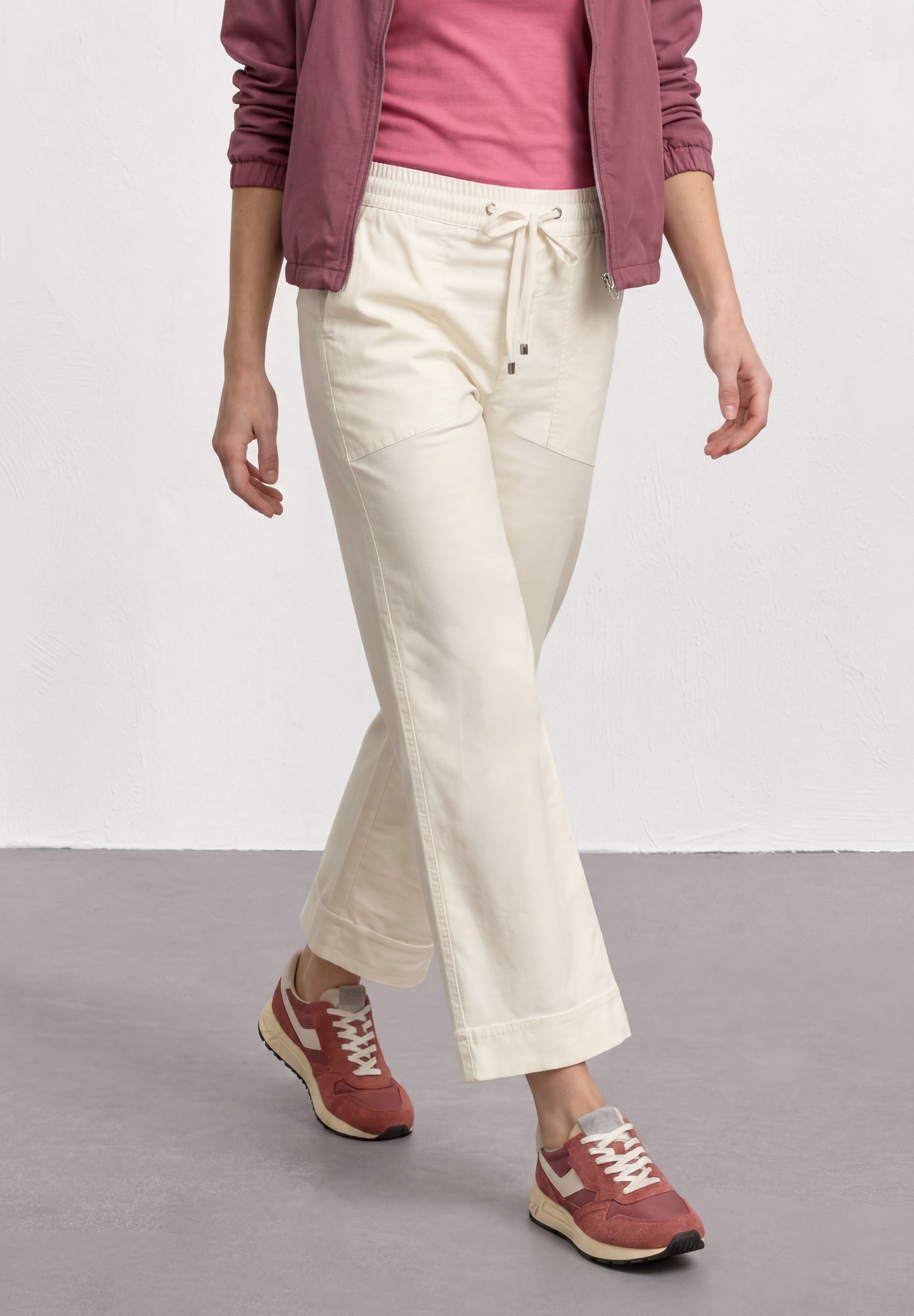 STREET ONE Stoffhose »Style Amalia«  Sommerhose mit elastischem Bund und Tunnelzug