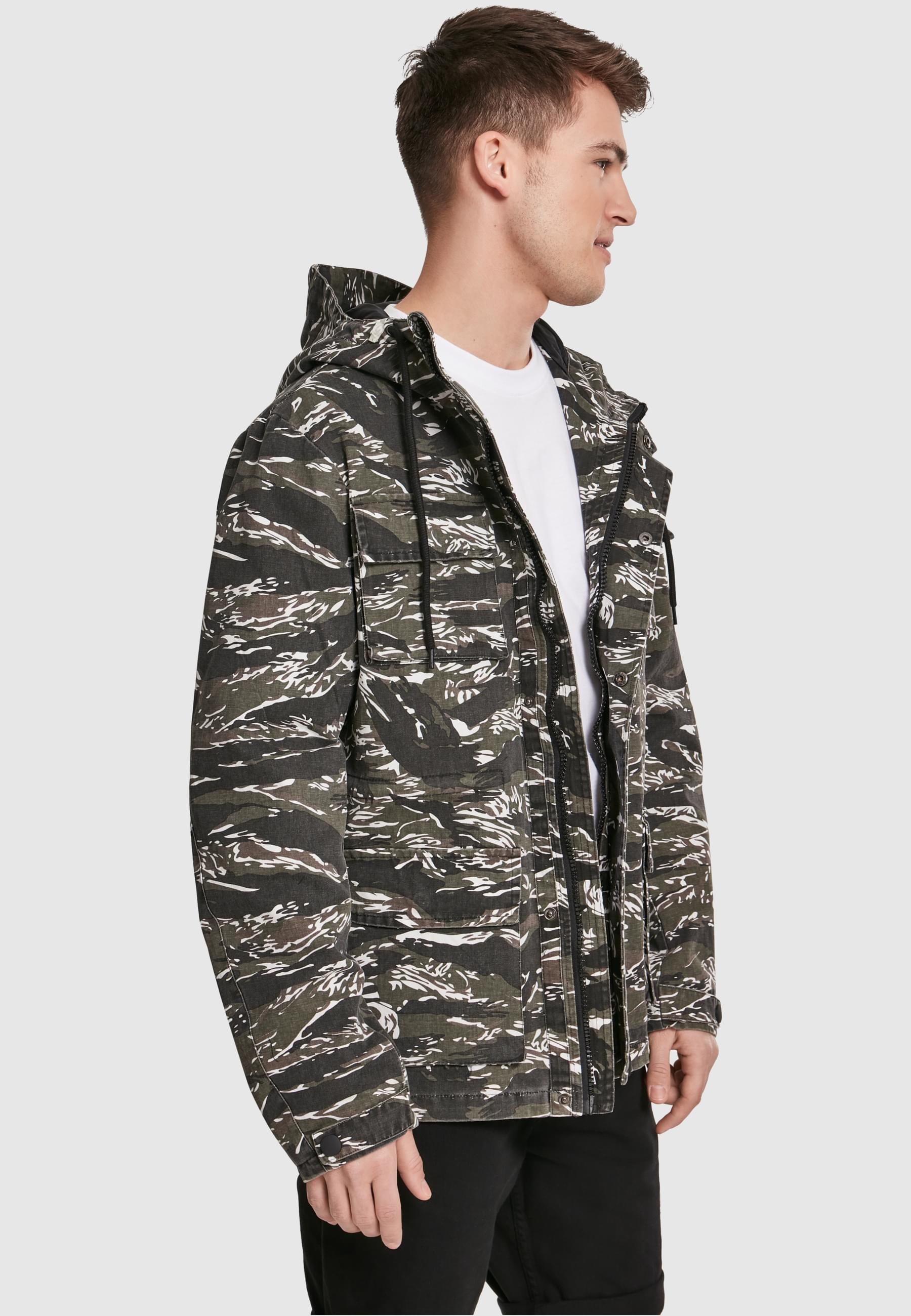 URBAN CLASSICS Allwetterjacke »Urban Classics Herren Tiger Camo Cotton Jacket«, (1 St.), mit Kapuze