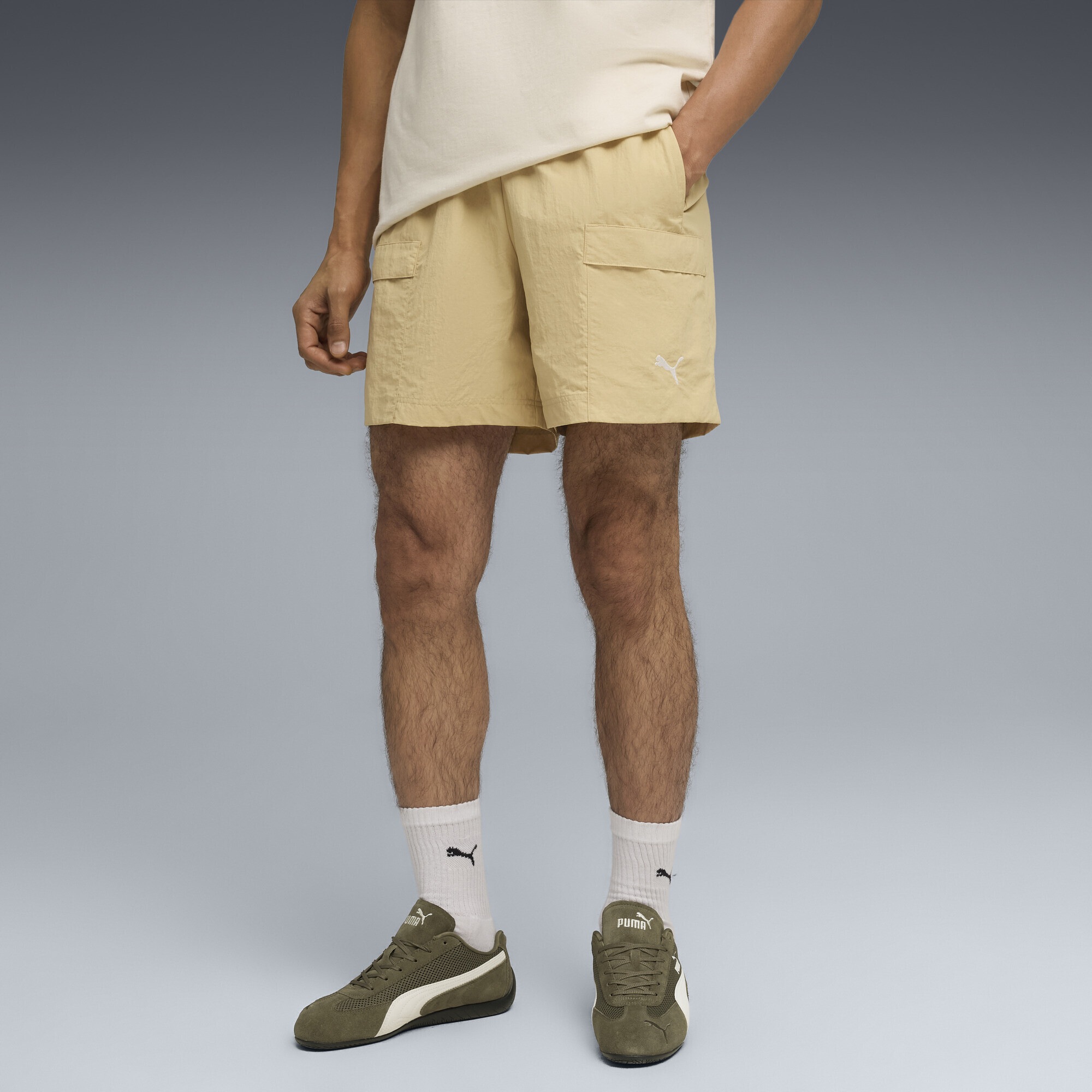 PUMA Shorts »WARDROBE ESS Relaxed 6" Cargoshorts Herren«