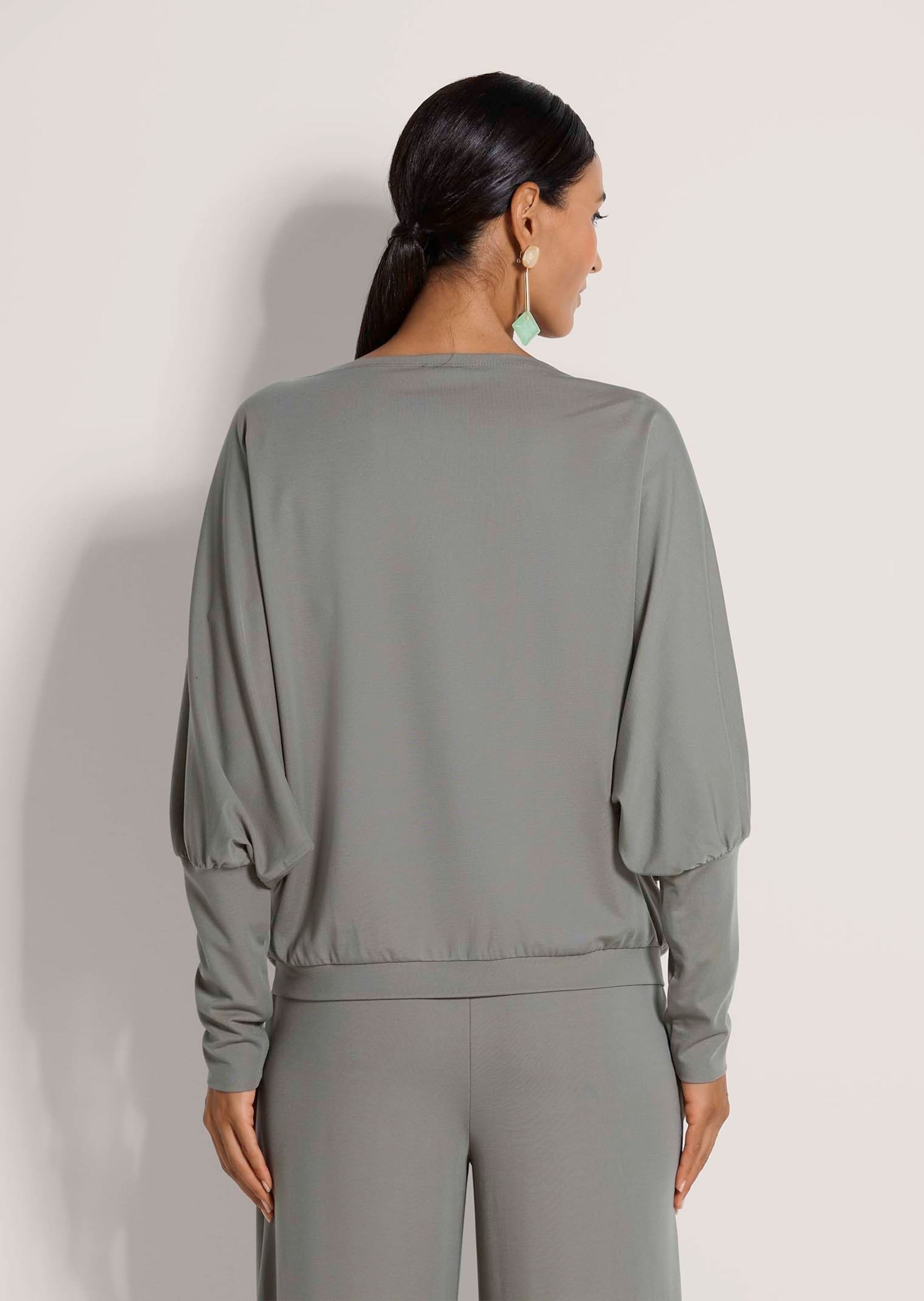 MADELEINE Langarmshirt »Langarmshirt Lockeres Longsleeve mit Fledermausärmeln«