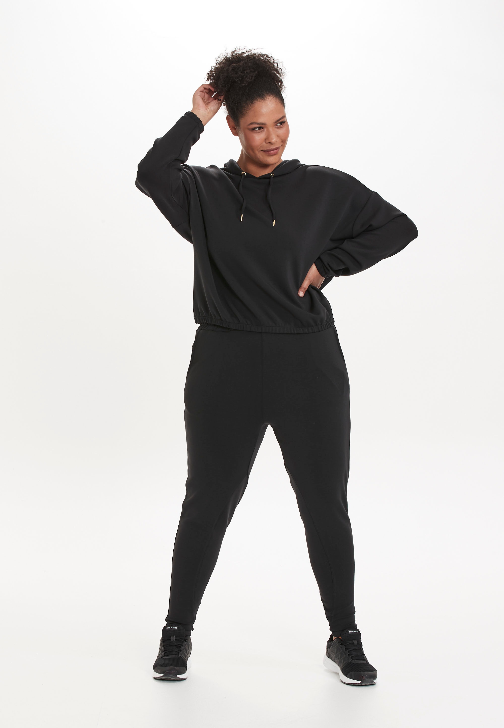 Q by Endurance Sweathose »Cinmarie«, mit praktischen Seitentaschen