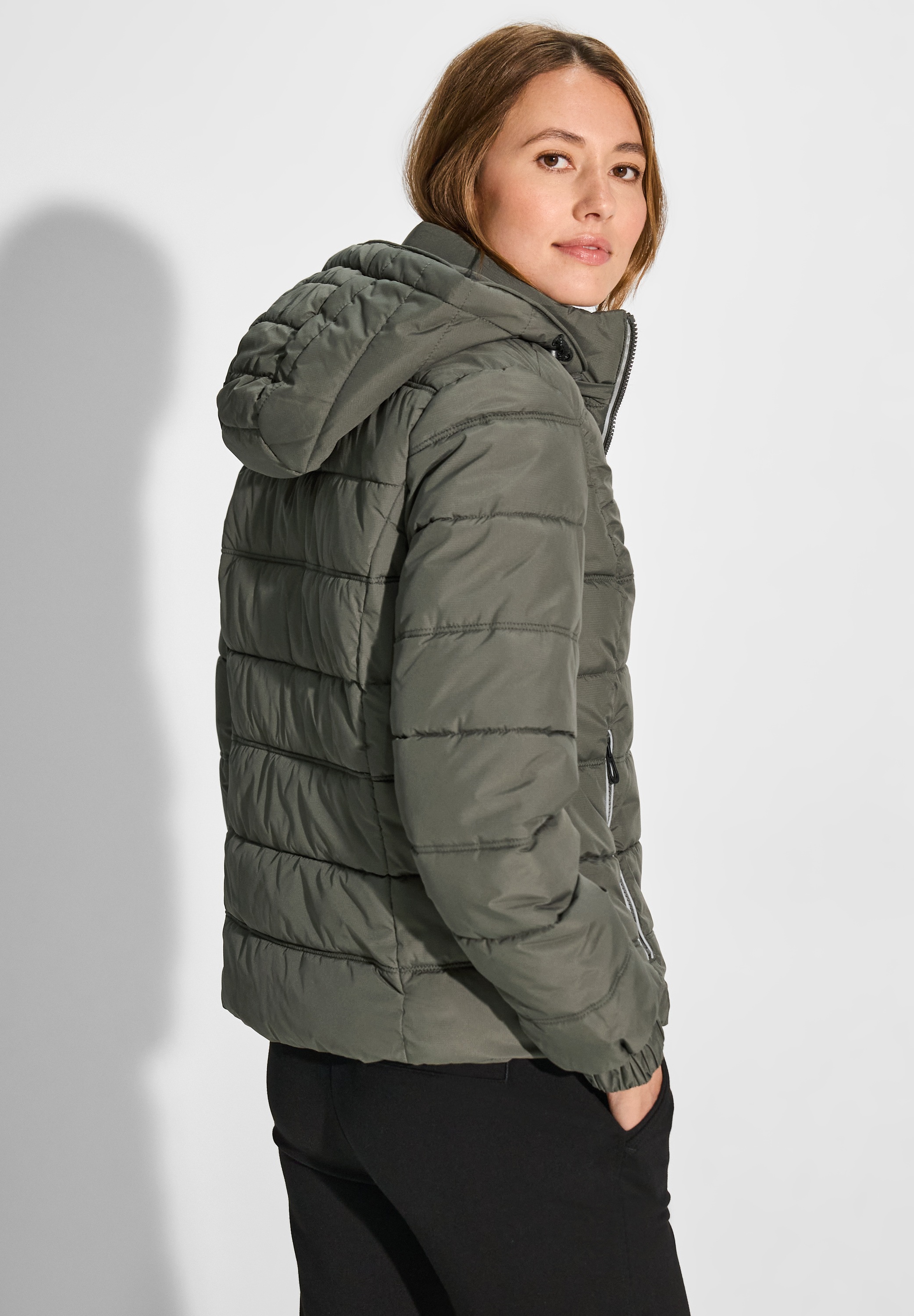 Cecil Steppjacke, mit Kapuze, mit Kapuze