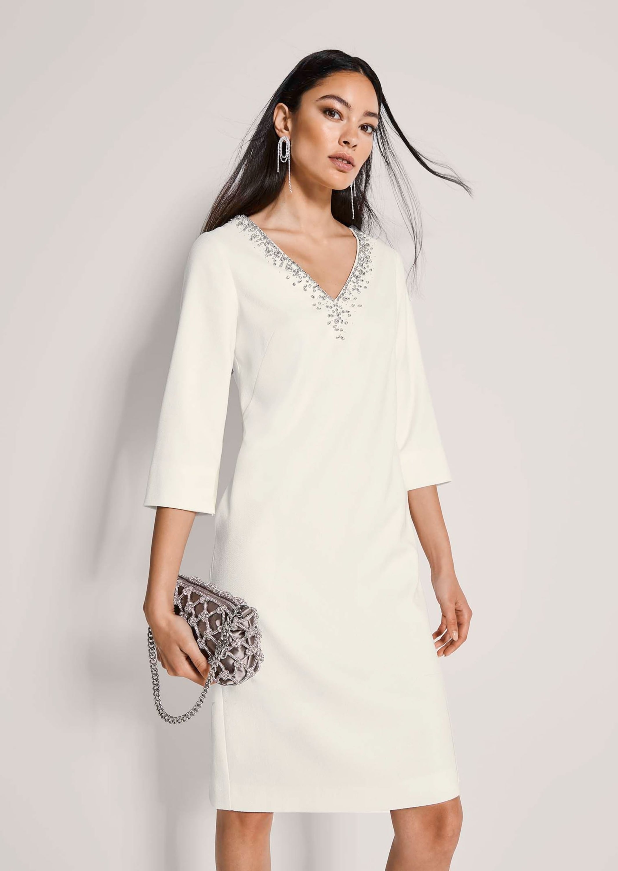 MADELEINE Etuikleid »Etuikleid Businesskleid mit Strass-Details«