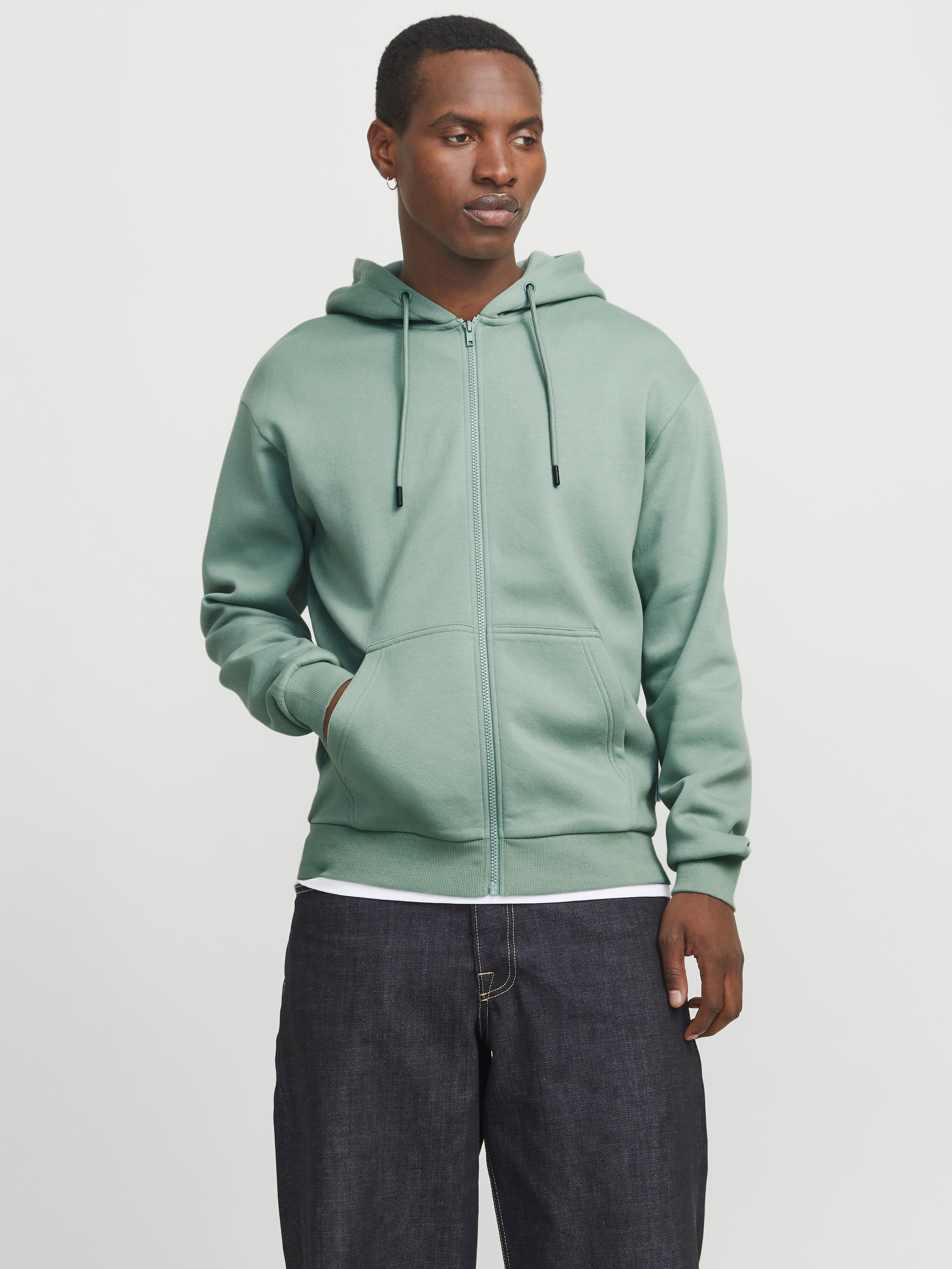 Jack & Jones Kapuzensweatjacke "JJEBRADLEY mit Kapuze, ideal für kalte Jahr günstig online kaufen