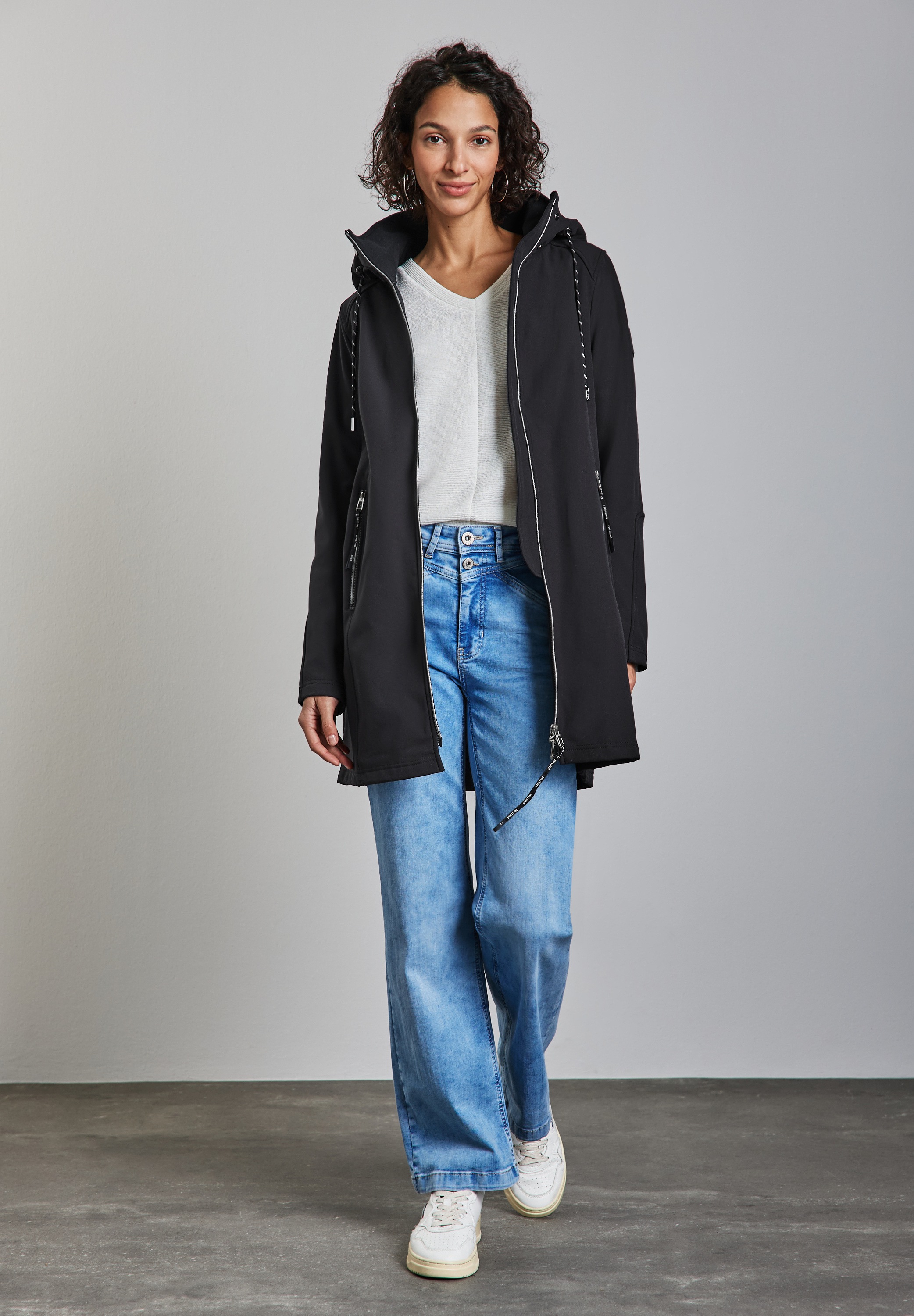 STREET ONE Kurzjacke, mit Kapuze, wasserabweisend