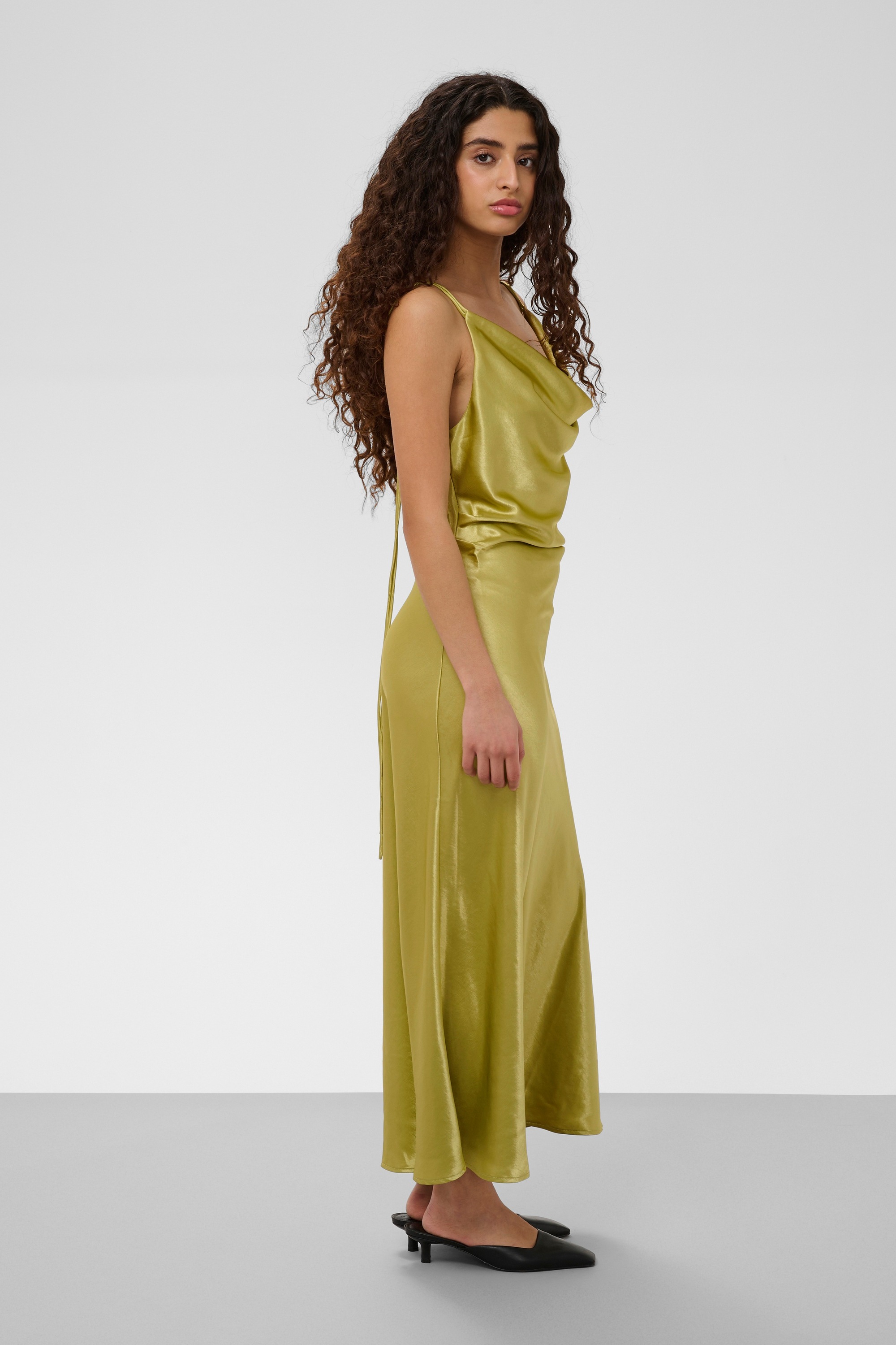 SOAKED IN LUXURY Midikleid »Damen Kleid SLKavalla«
