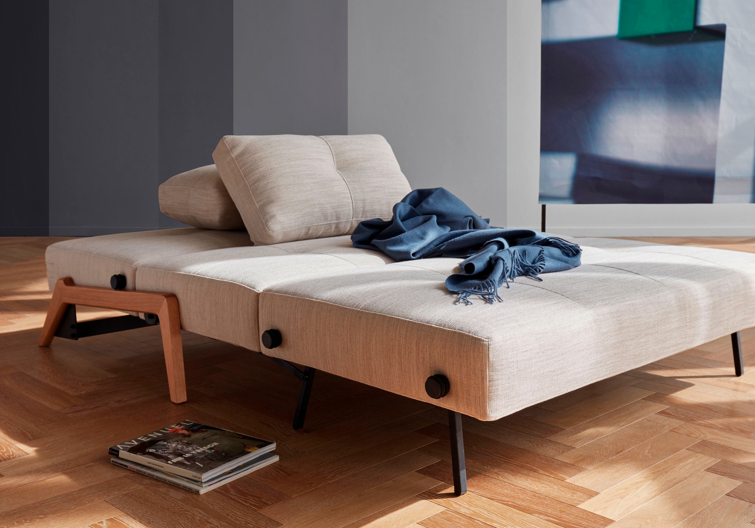 INNOVATION LIVING ™ Schlafsofa »Cubed«, Kompaktes Klappsofa mit Füßen aus Eiche