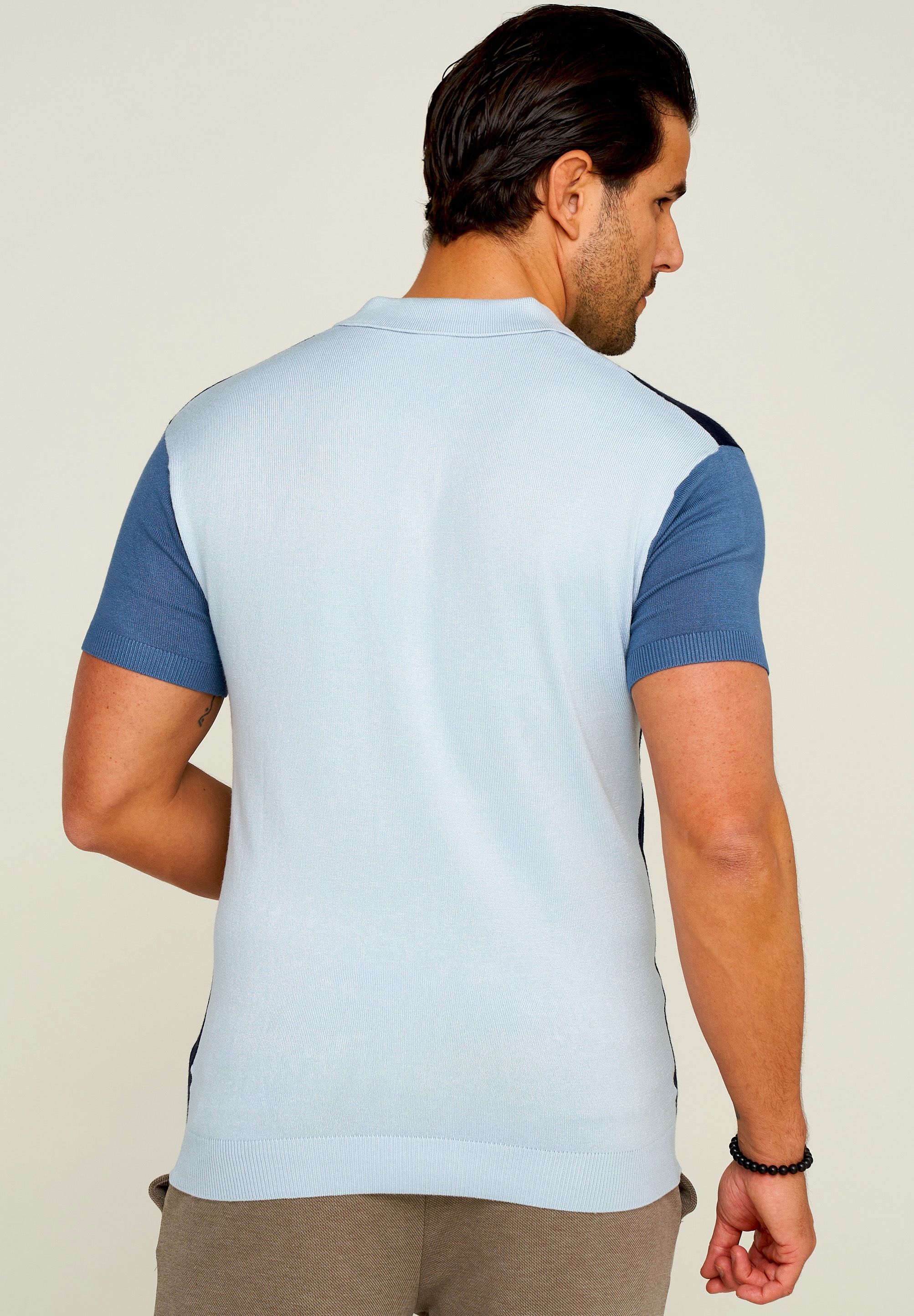 behype Poloshirt »KNIT POLO«, mit Colour-Block-Design