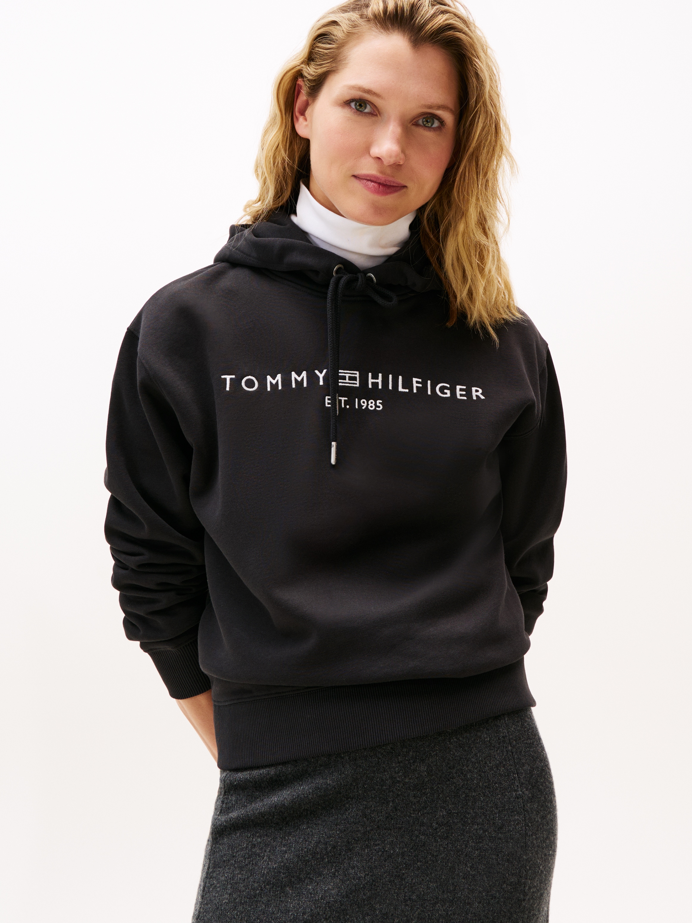 Tommy Hilfiger Kapuzensweatshirt "MDRN REG CORP LOGO HOODIE", mit gestickte günstig online kaufen