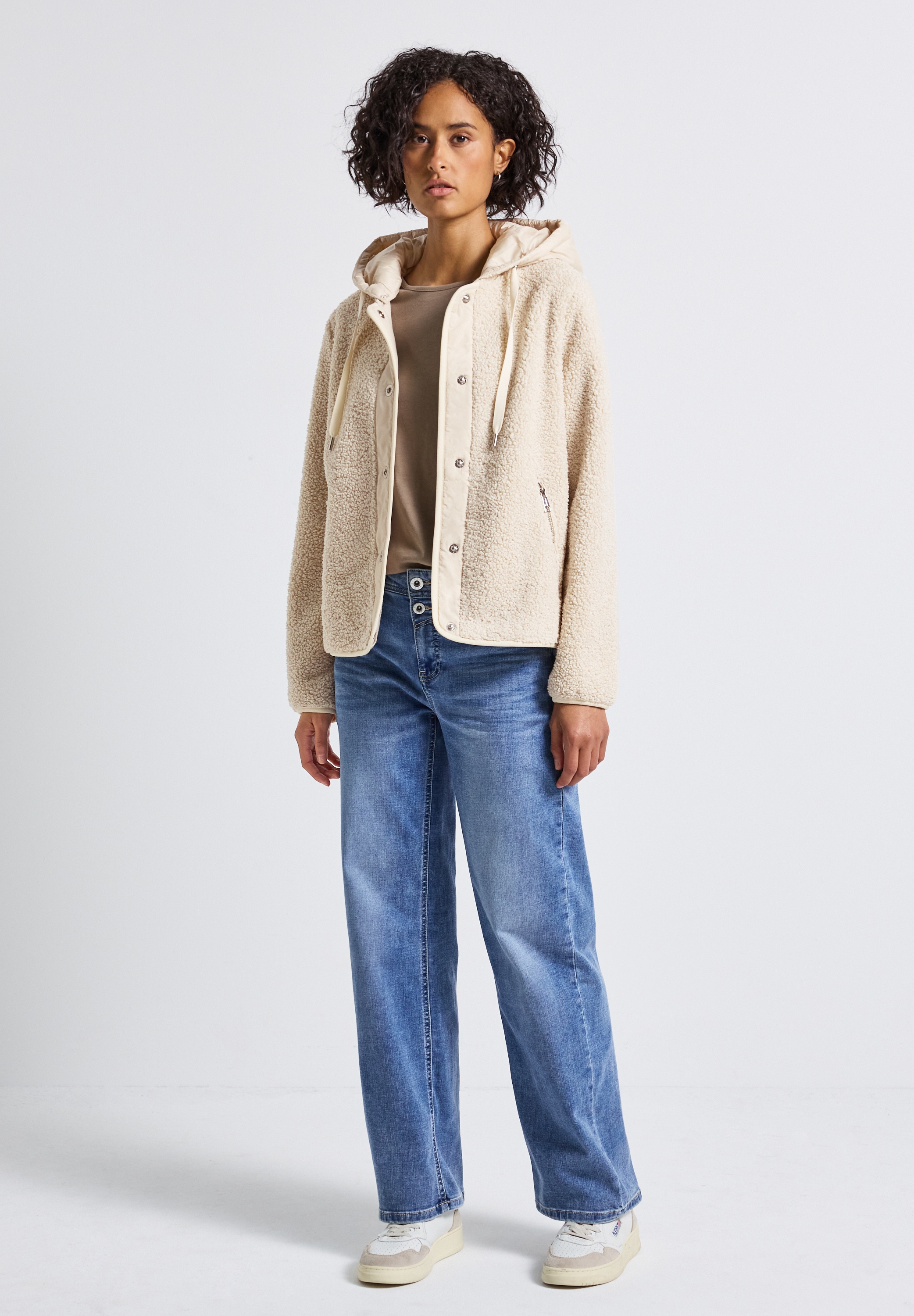 STREET ONE Fellimitatjacke, mit Kapuze