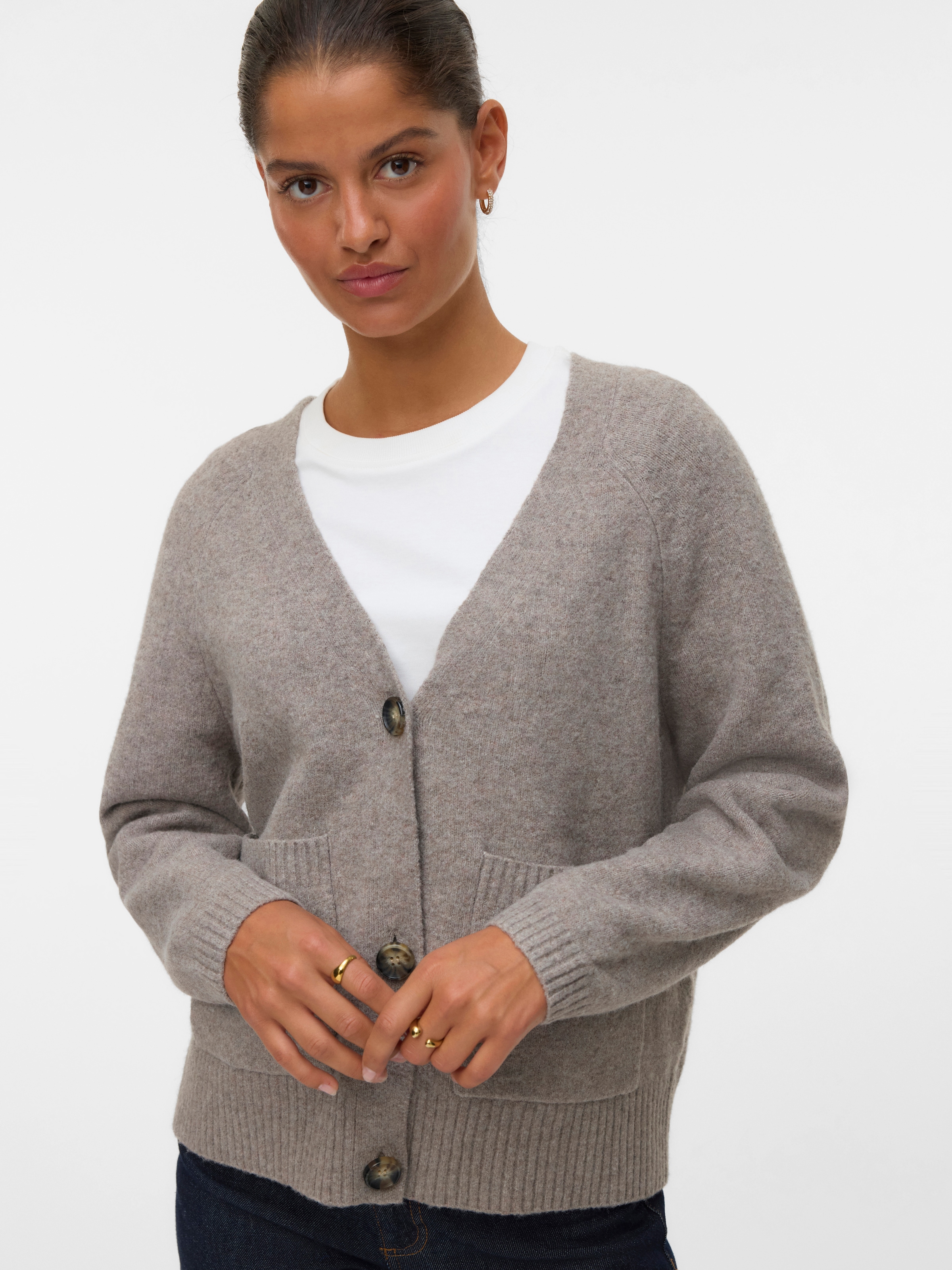 Vero Moda Strickjacke "VMBOOM LS V-NECK BUTTON CARDIGAN GA NOOS" Materialmix, loose fit