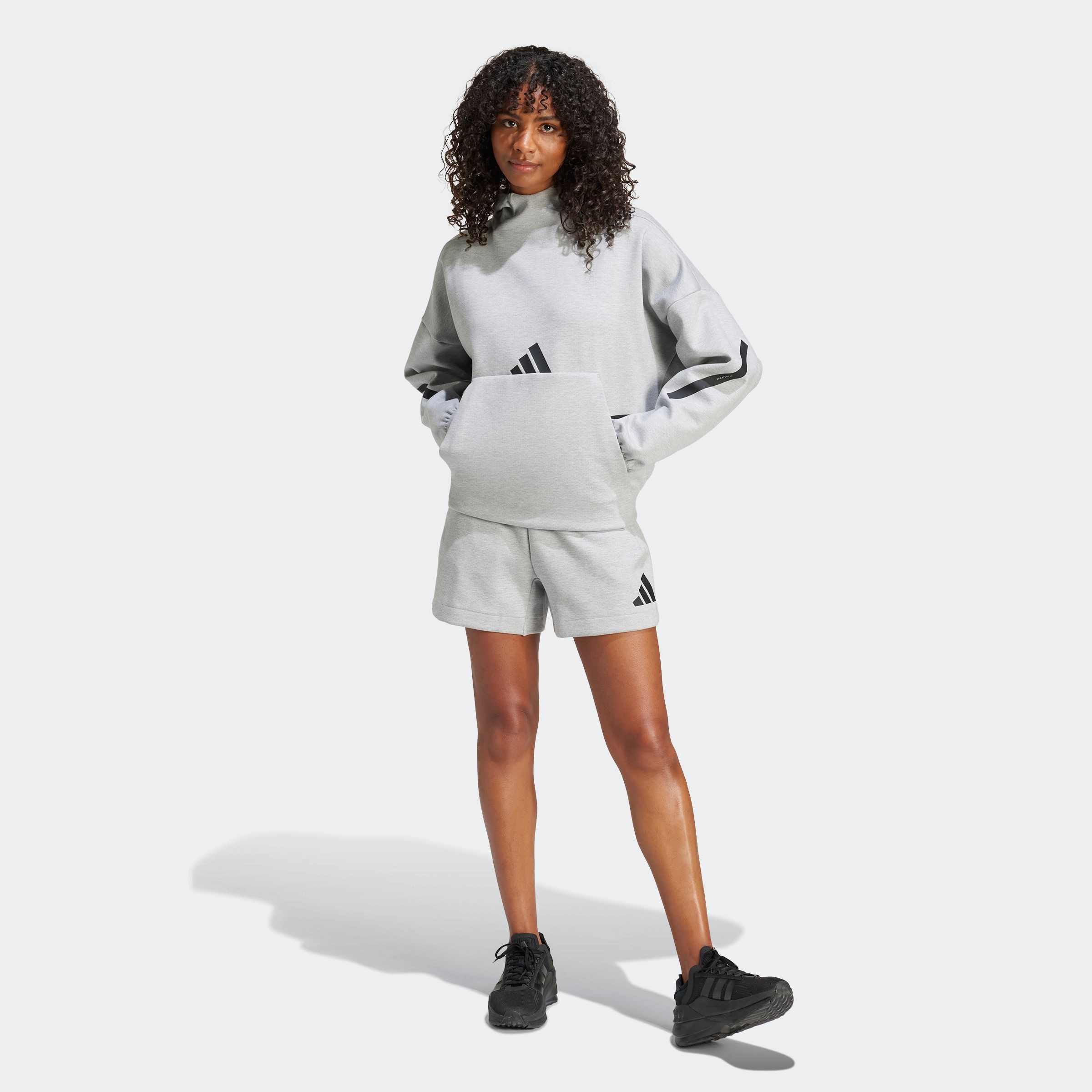 adidas Sportswear Shorts »W Z.N.E. SHORT«, (1 tlg.)