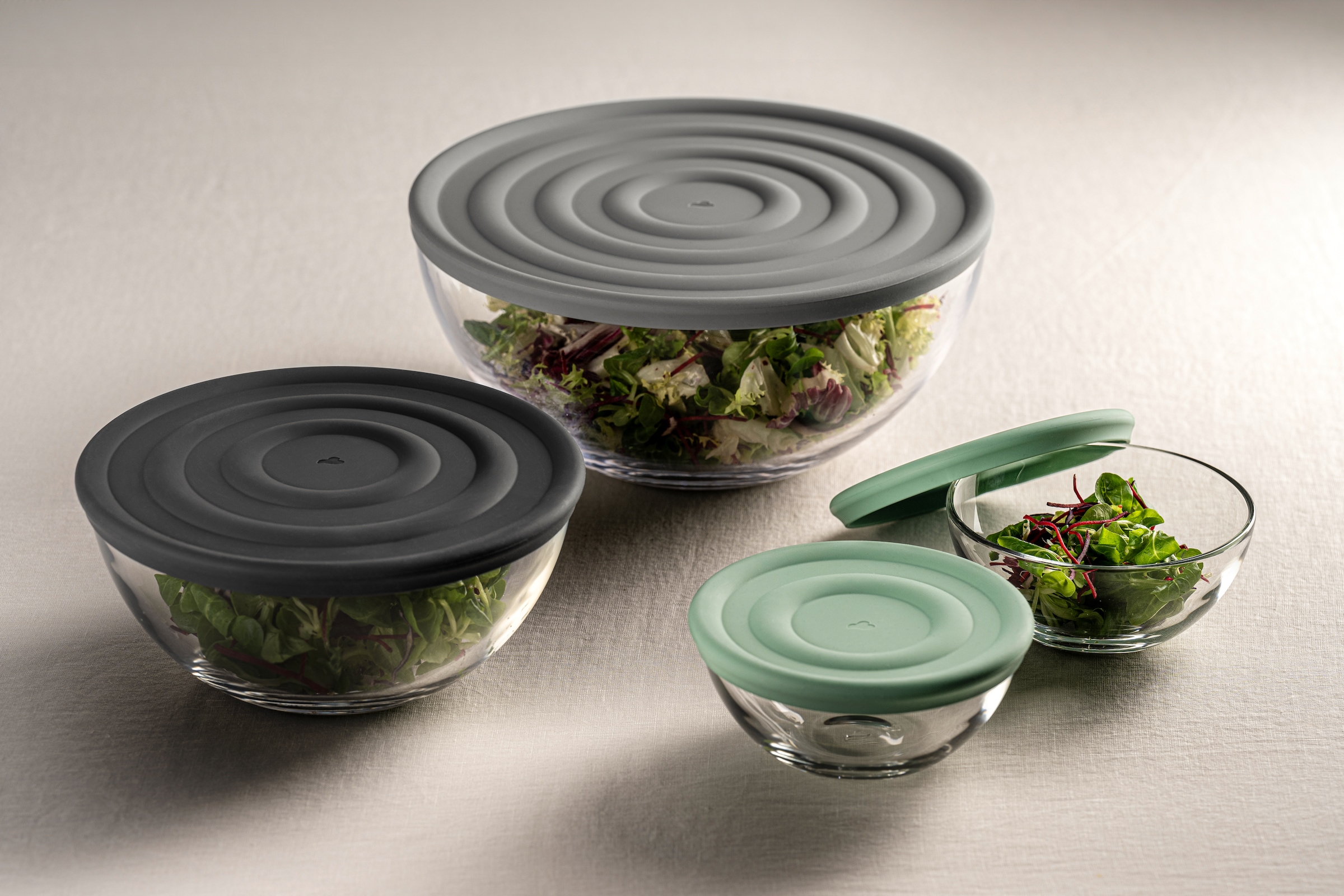 LEONARDO Schale »Schalen-Set CUCINA, 6-teilig, 3 Schüsseln mit Silikondeckel«, 6 tlg., aus Glas, spülmaschinengeeignet