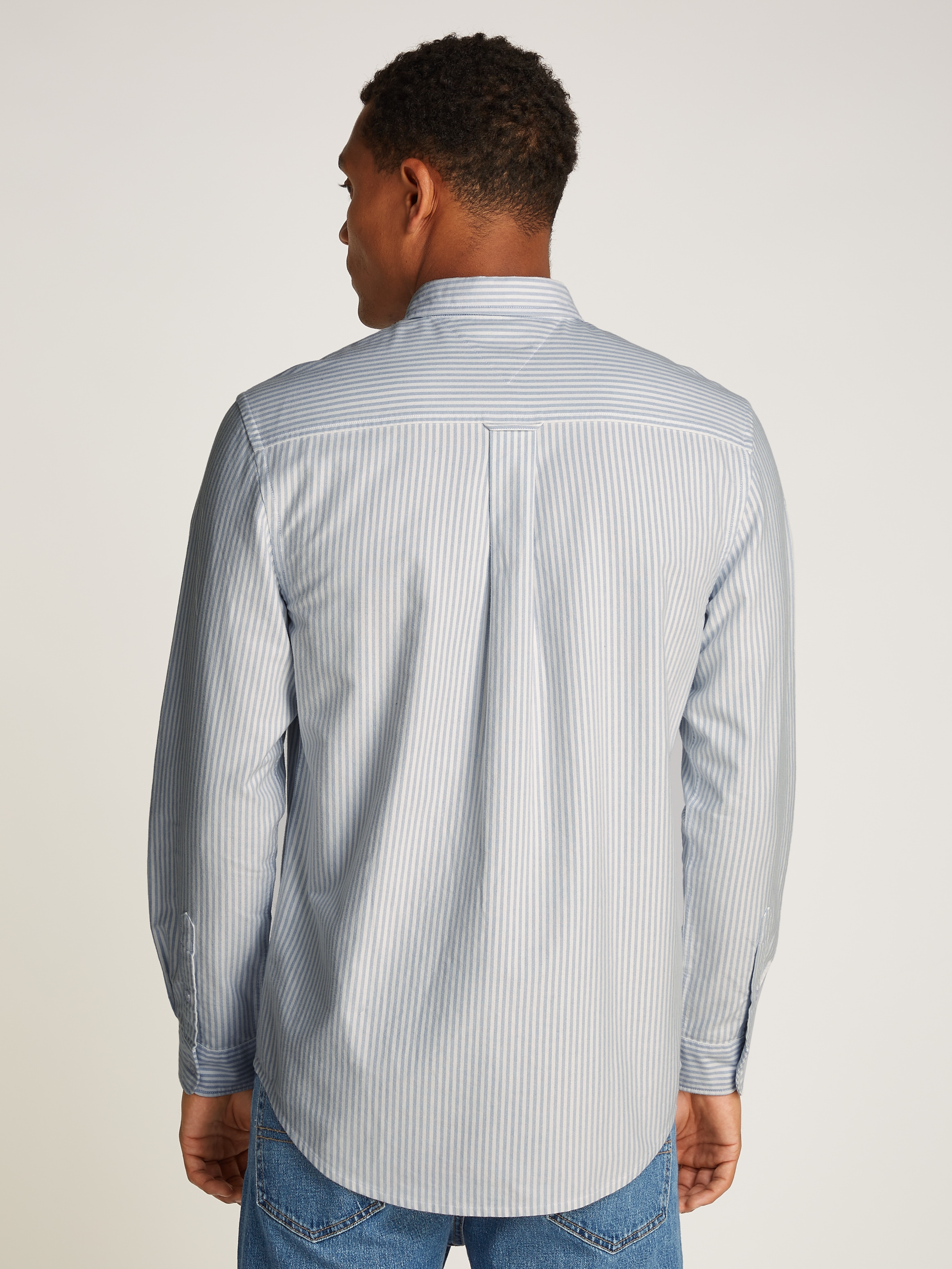 Tommy Jeans Langarmhemd "TJM STRIPE OXFORD SHIRT EXT", mit Logostickerei günstig online kaufen