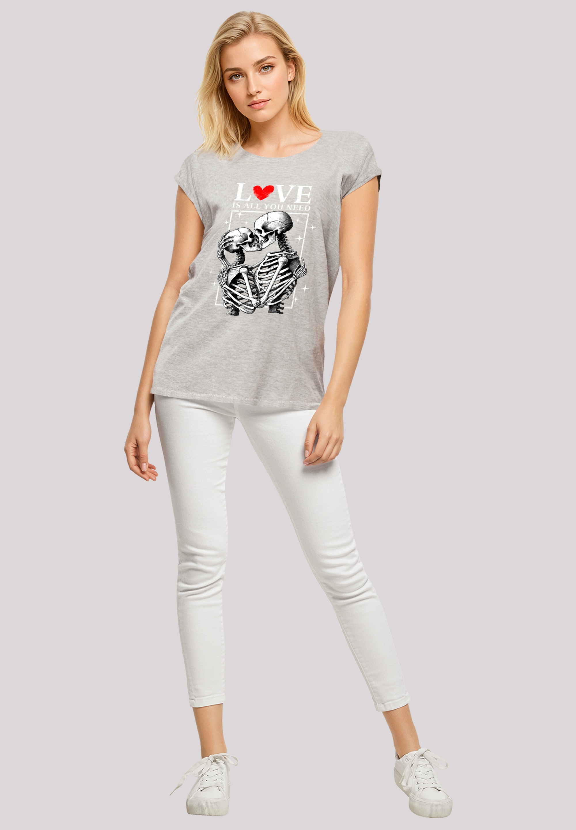 F4NT4STIC T-Shirt »Love is all you need«, Premium Qualität