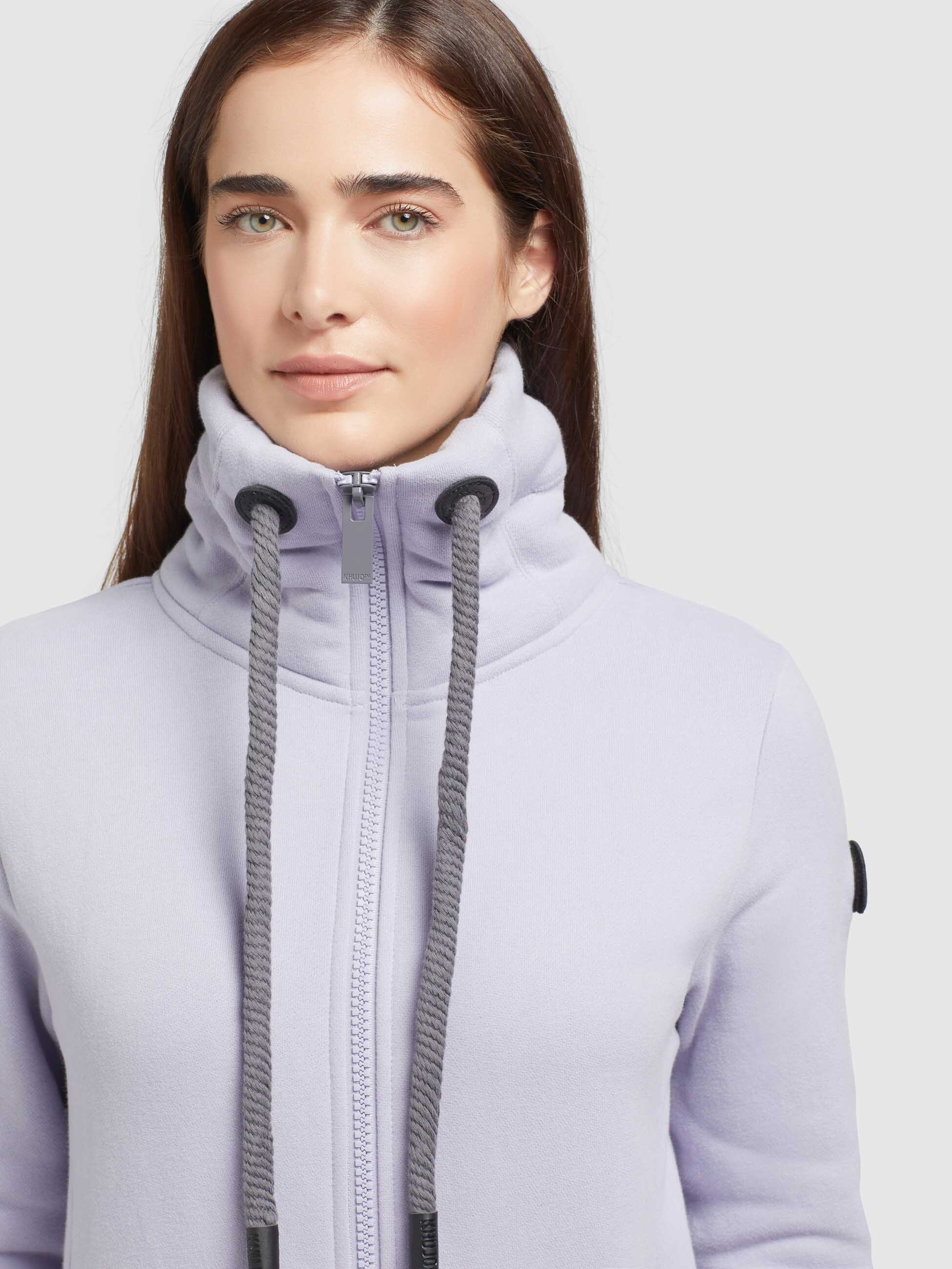 khujo Sweatjacke »TOSTA«, mit hoch schließendem Kragen und Kordelzug
