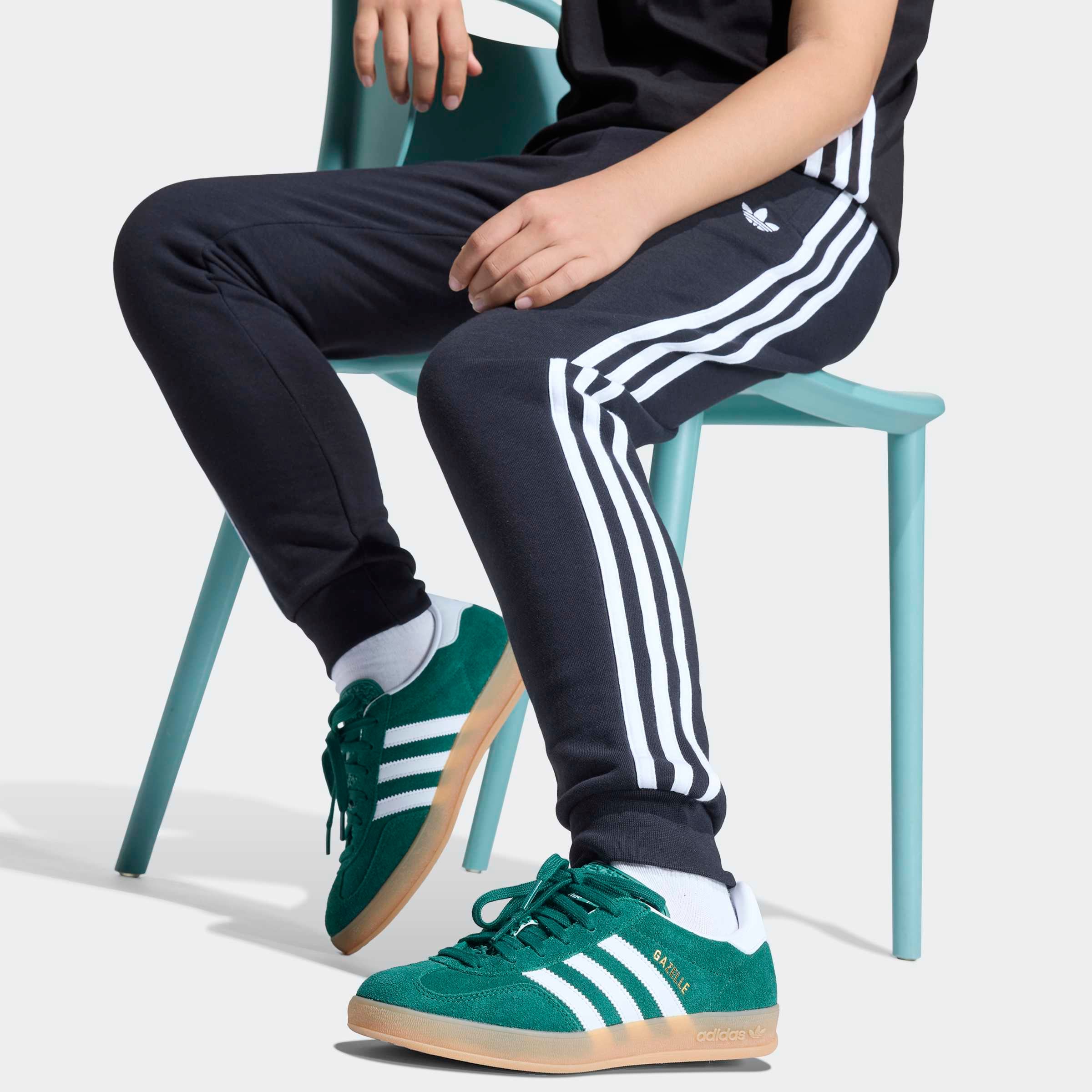 adidas Originals Sporthose »3-STREIFEN«  für Kinder, mit Gummizug, aus Baumwolle und Polyester