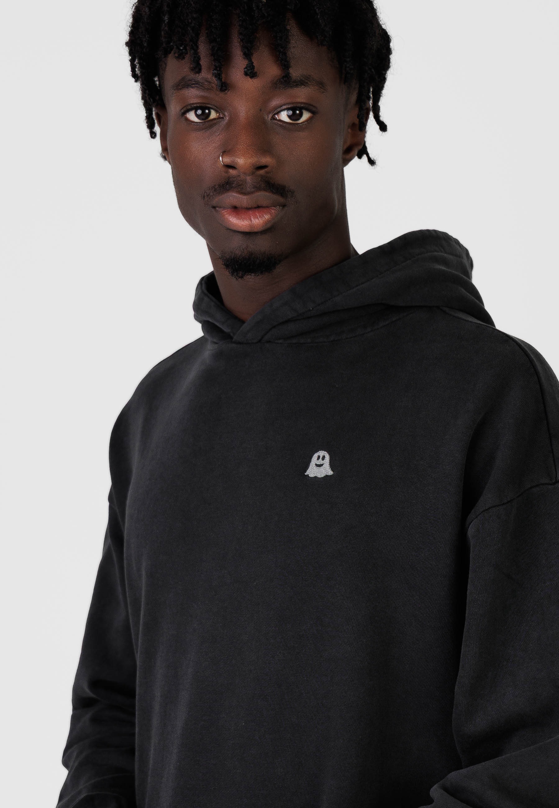 Kleinigkeit Rundhalspullover »Kleinigkeit Geisterkrank Glow Hoodie Boys« 1
