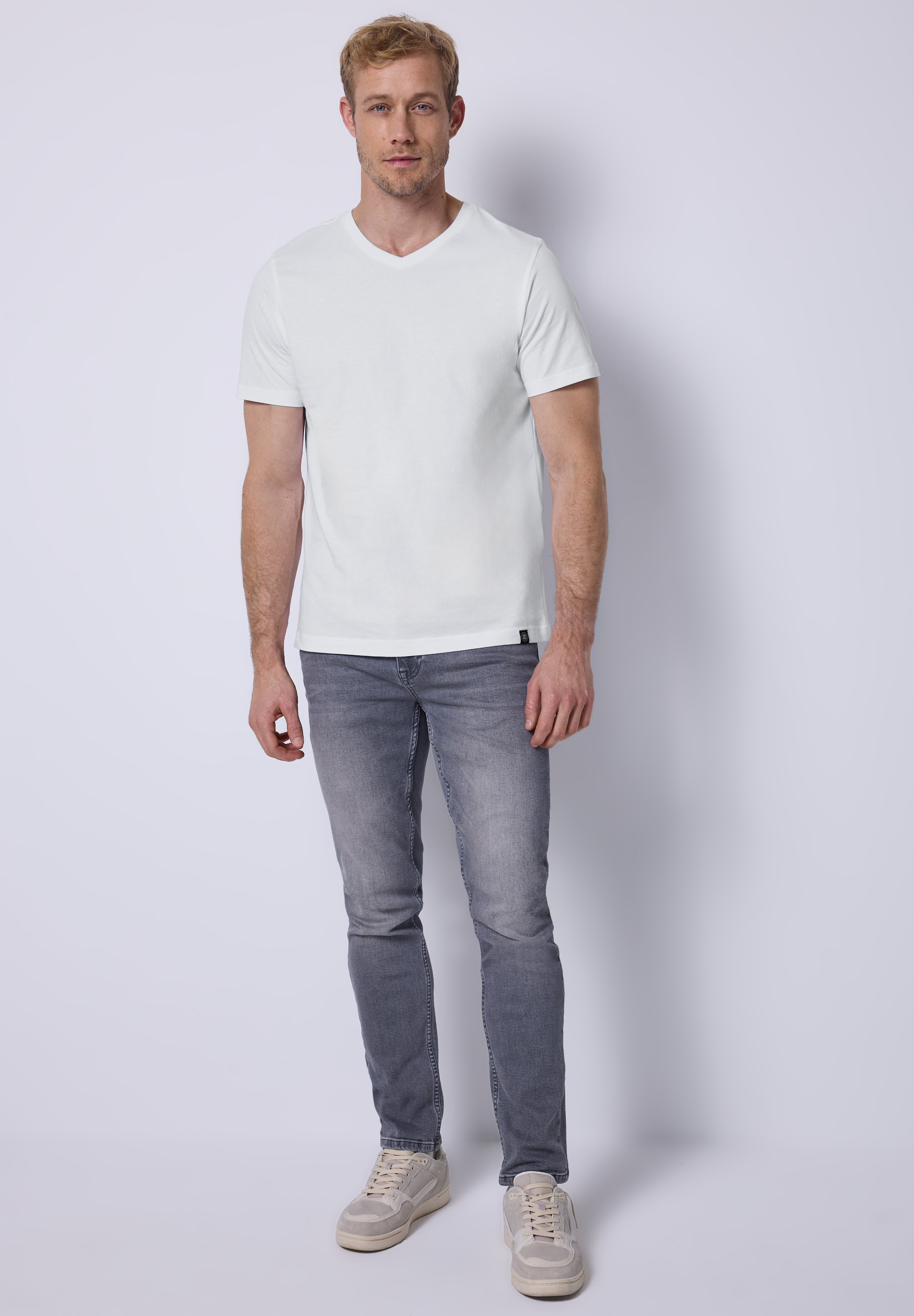 STREET ONE MEN T-Shirt mit V-Ausschnitt