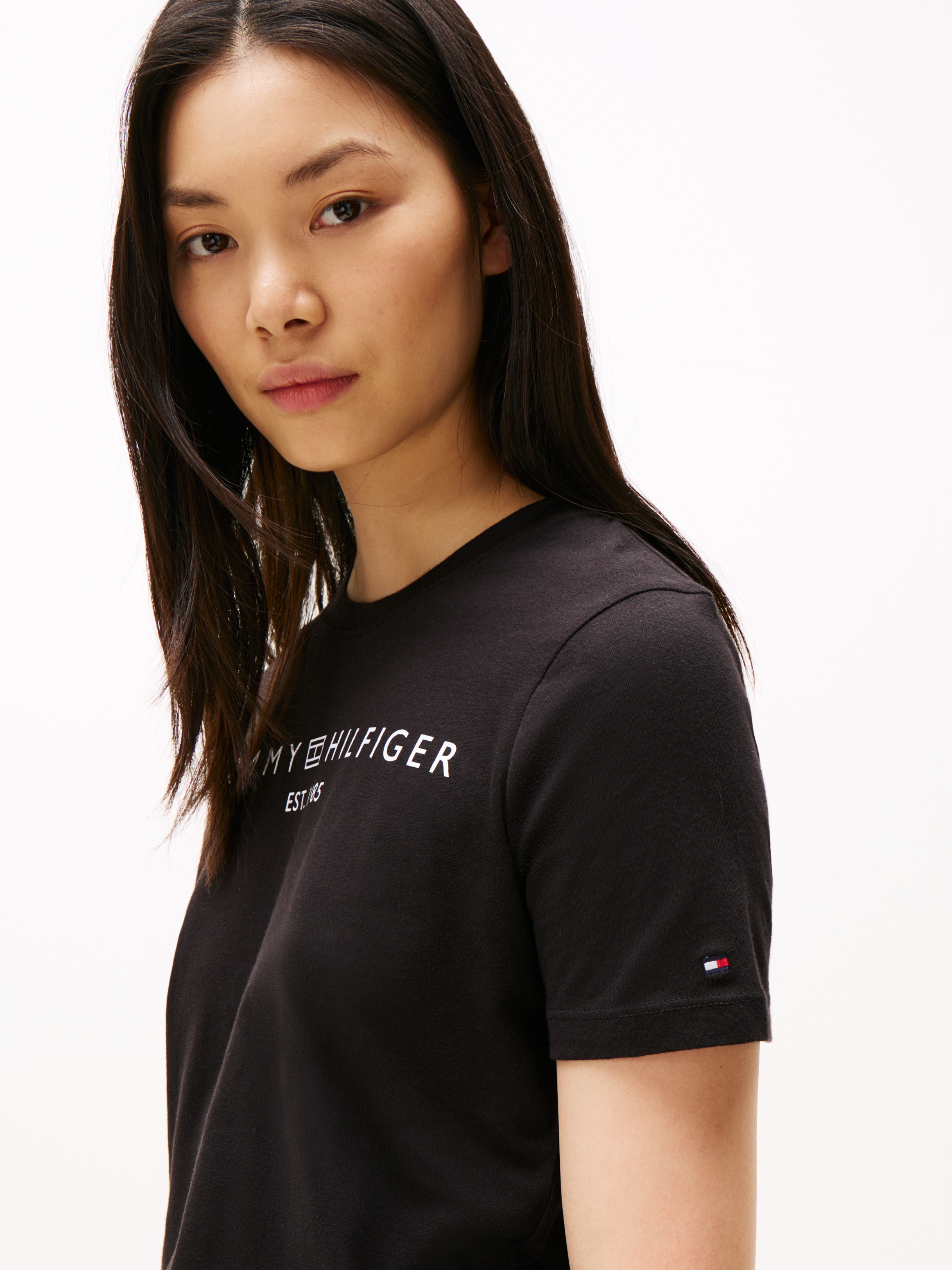 Tommy Hilfiger T-Shirt "REG CORP LOGO C-NK mit Logoschriftzug und Stickerei günstig online kaufen