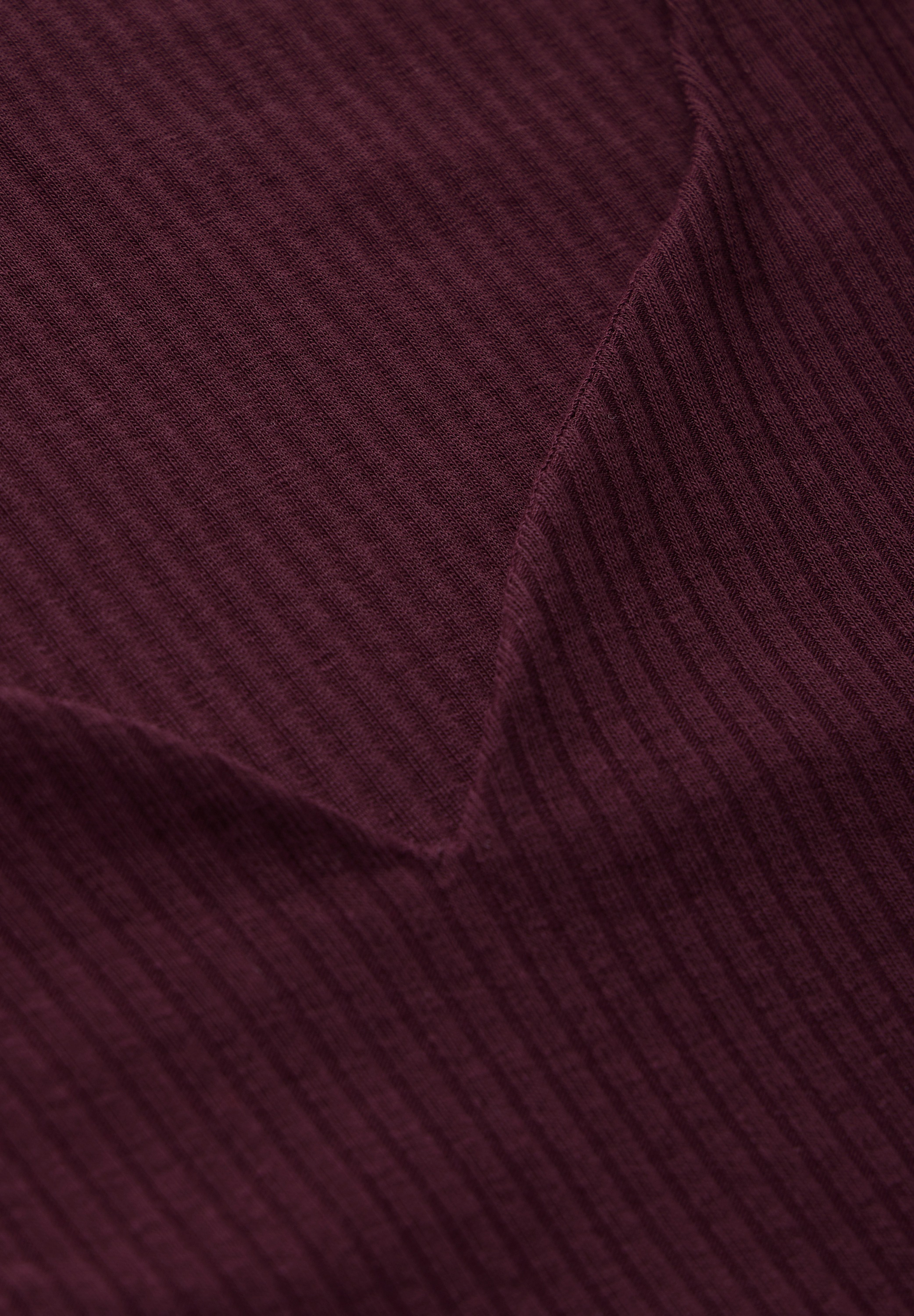 STREET ONE Langarmshirt, gerippt, mit Herz-Ausschnitt