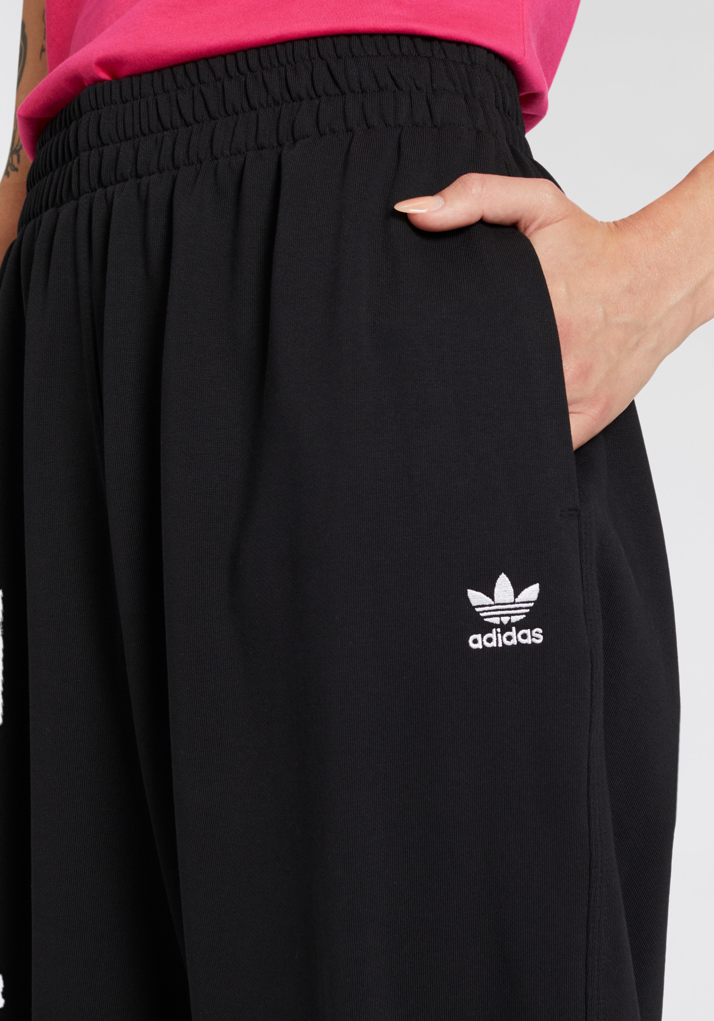 Thumbnail - adidas Originals Sporthose "ESS BYFR JOGGER" Boyfriend Style, bequem und lässig, weiches French Terry