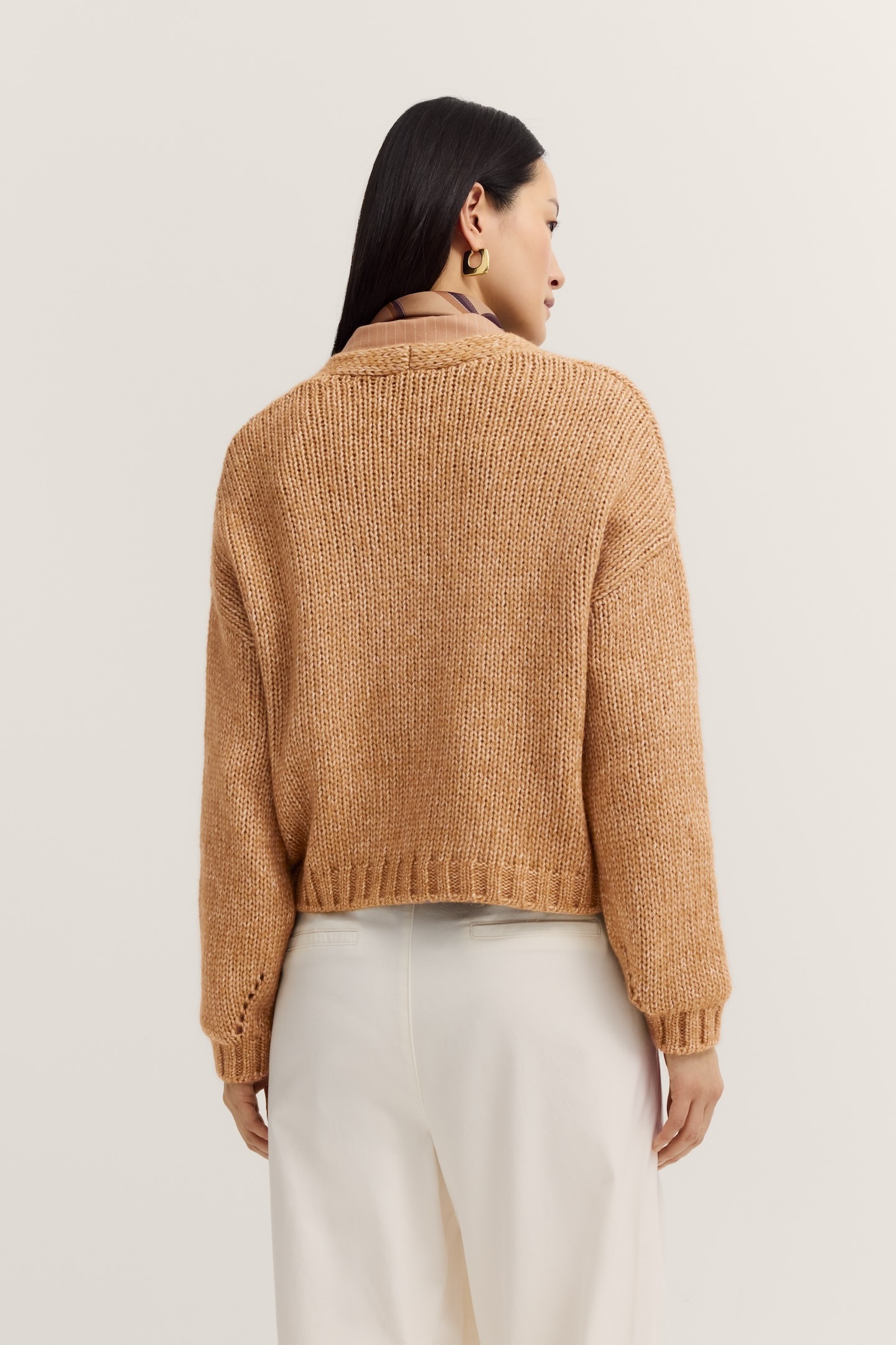 bugatti Cardigan "V-Ausschnitt", aus einem weichen Alpaka-Mix günstig online kaufen