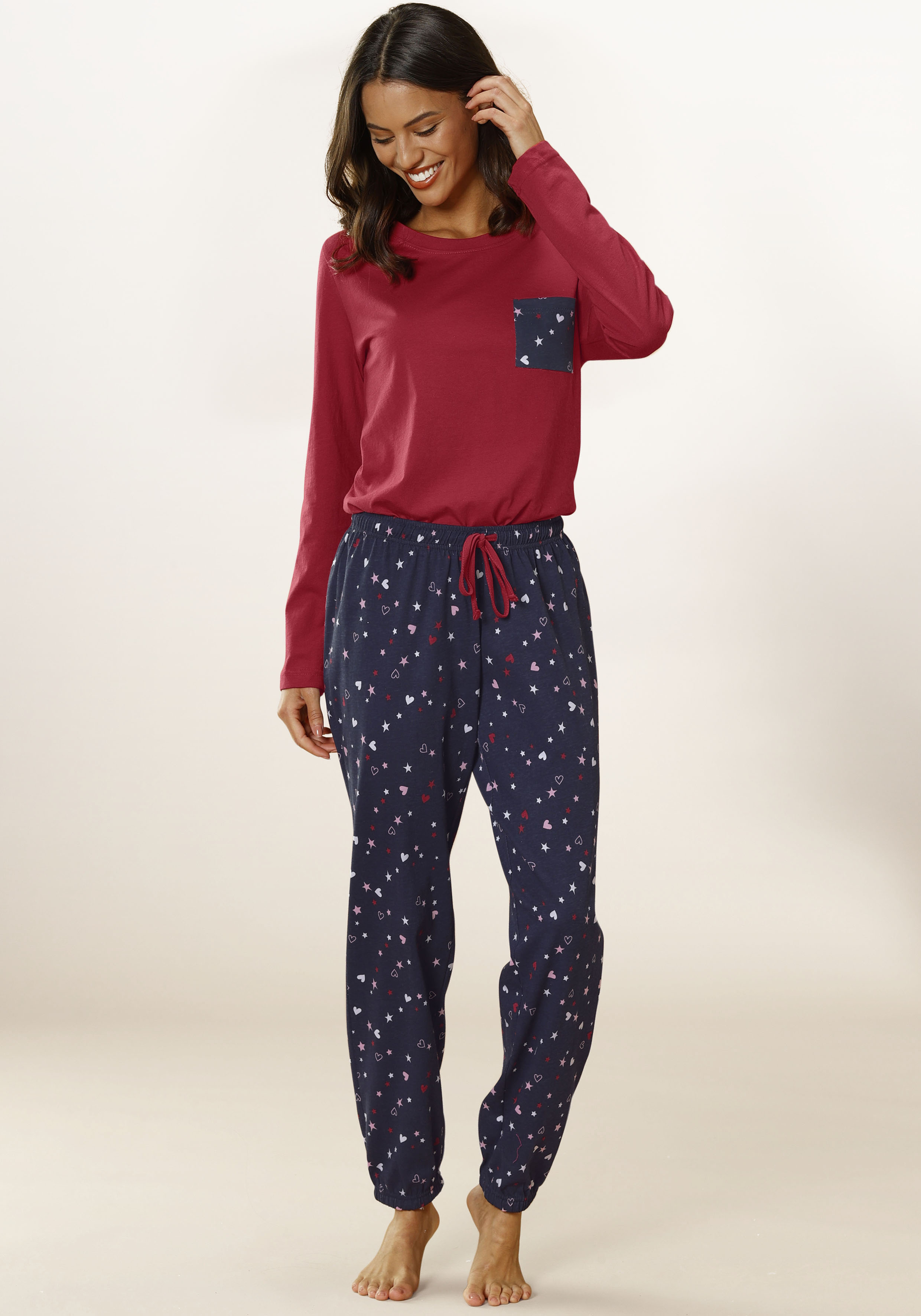 Vivance Dreams by Lascana Pyjama Set, 2 tlg. mit niedlichem Herzen-Sterne-Druck