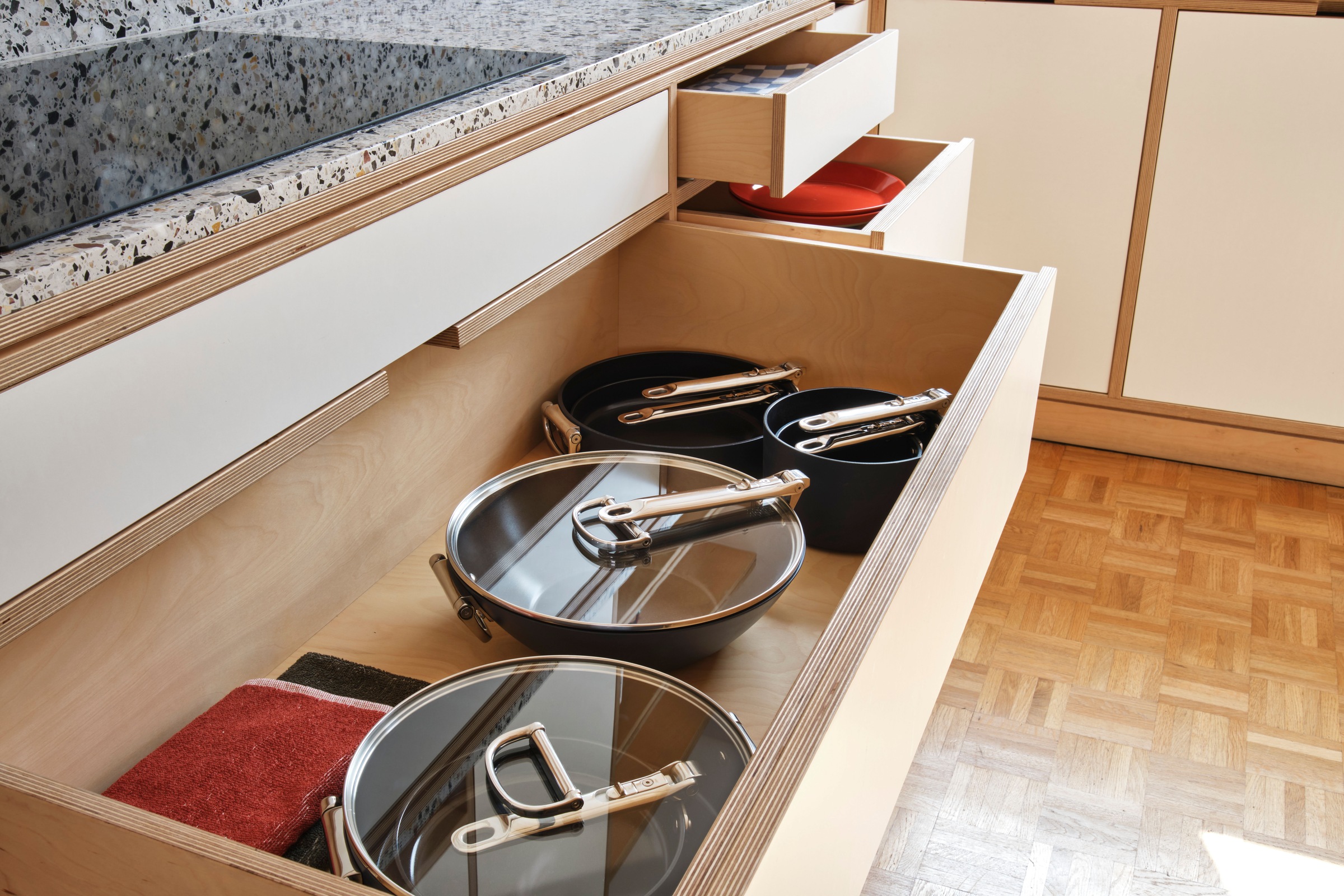 Joseph Joseph Wok »Space 32 cm (12,5") Antihaft-Wok mit klappbarem Griff und Deckel« Aluminium 1 tlg.