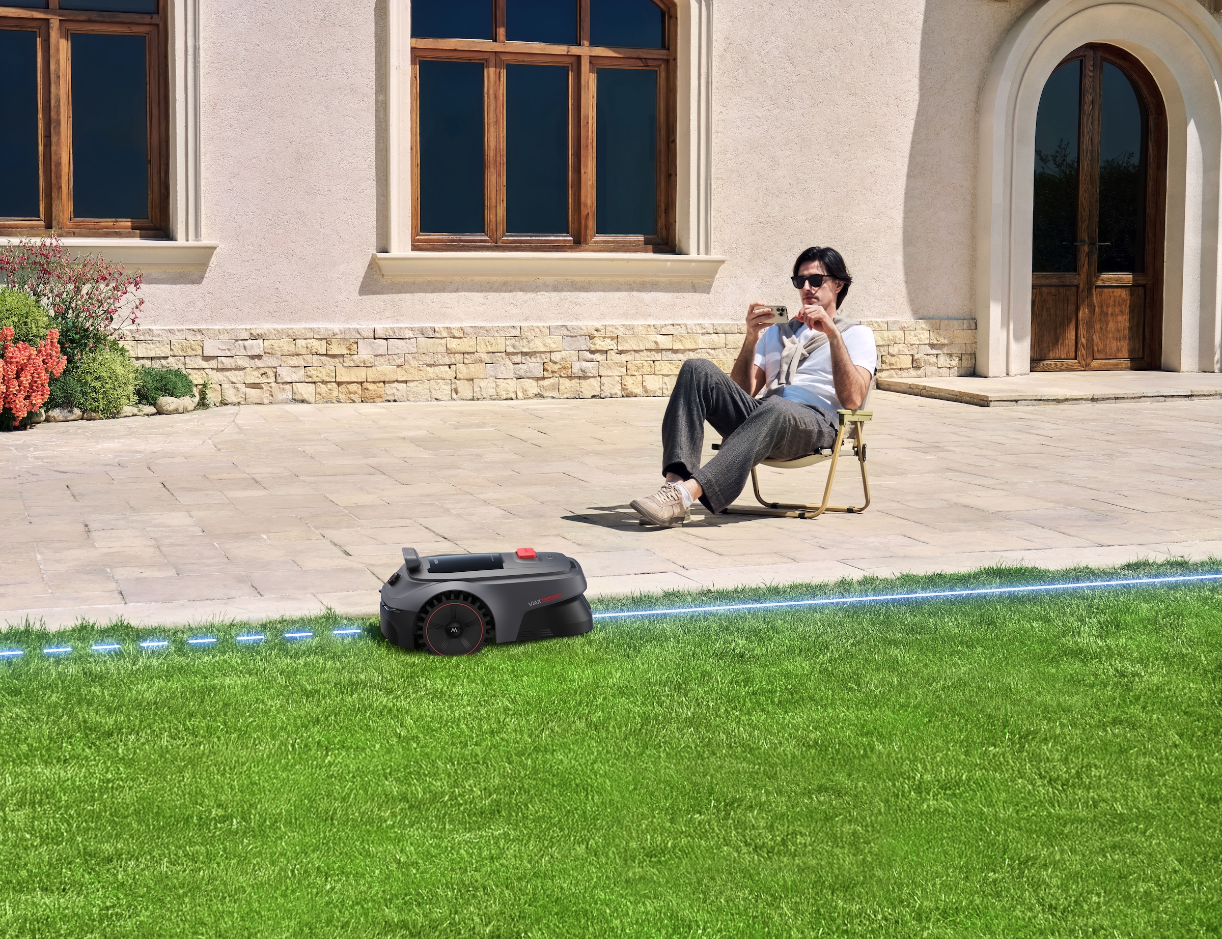 Mova Rasenmähroboter »Viax 500«