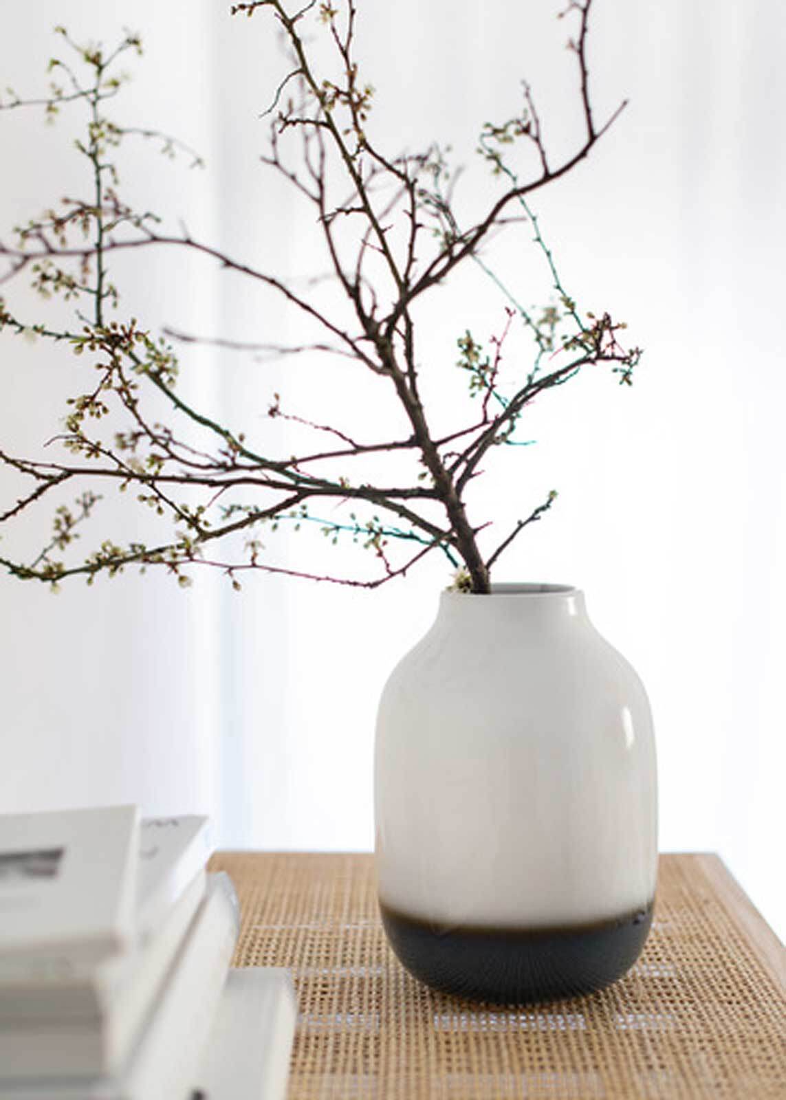 Thumbnail - like. by Villeroy & Boch Dekovase "Vase Lave Home ¿ 22 cm weiß-blau"