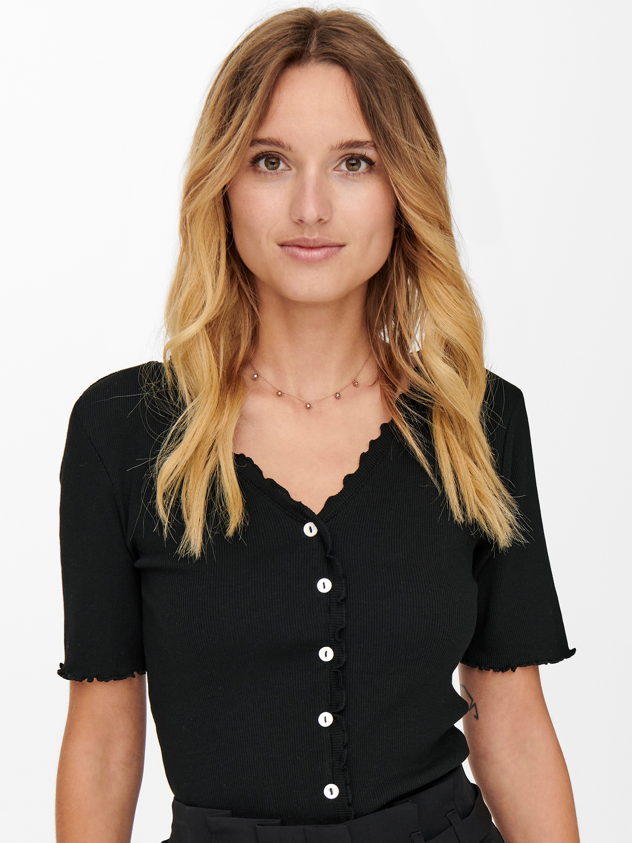 ONLY Kurzarmshirt »ONLLAILA S/S BUTTON TOP JRS«