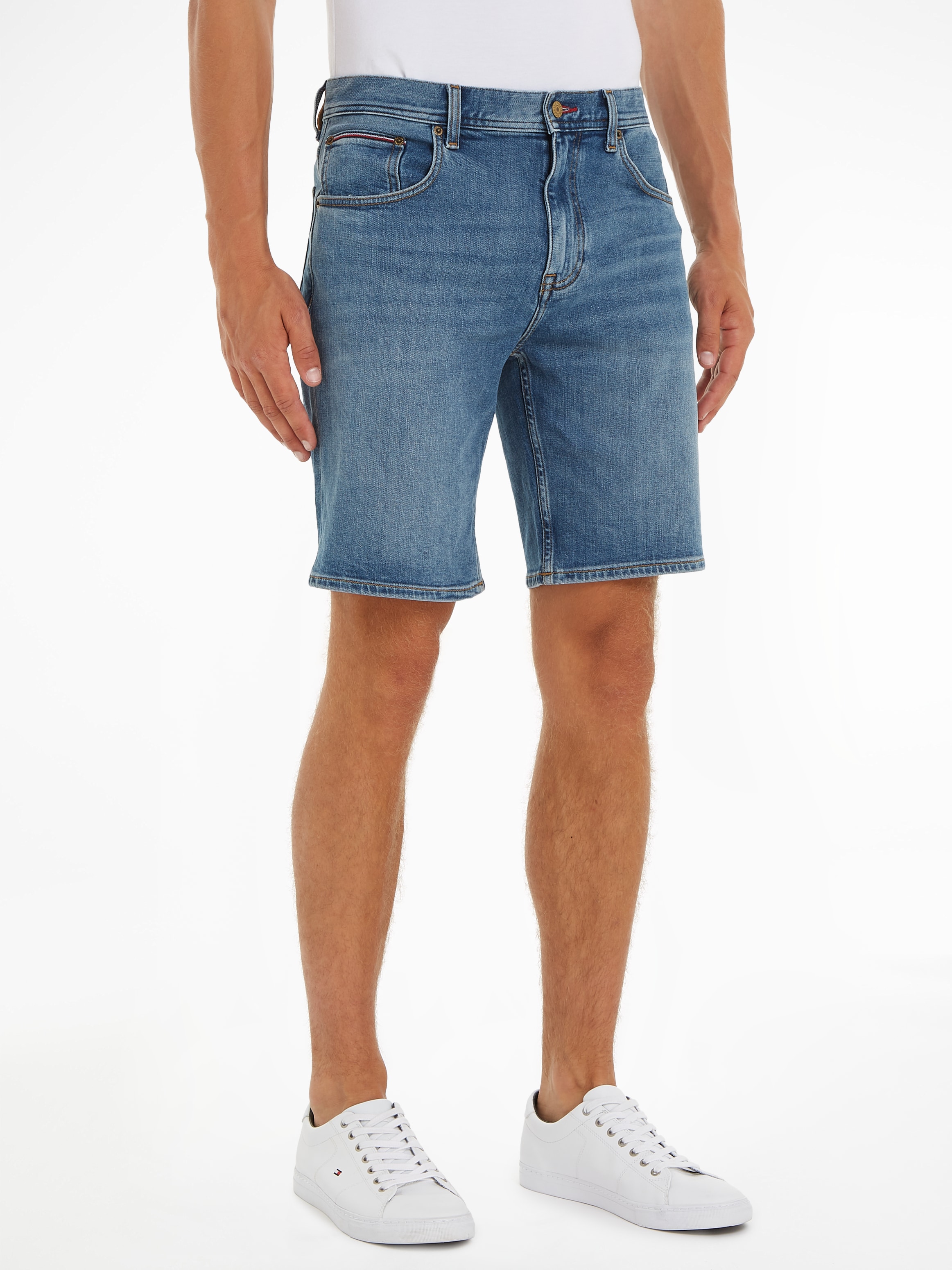 Jeansshorts »BROOKLYN SHORT STR«, mit Fade-Effekten