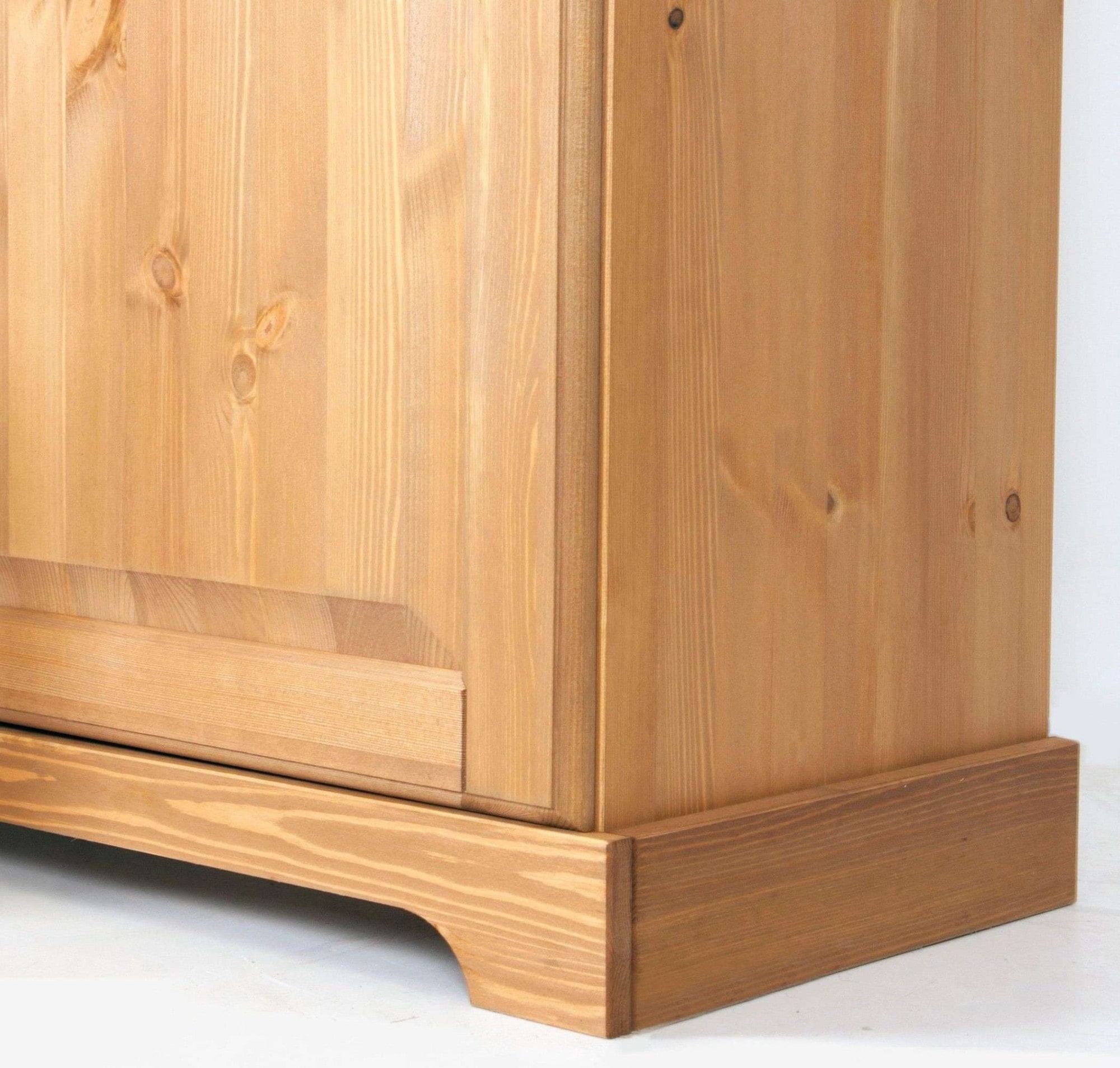 Home affaire Vitrine »Rügen«, zertifiziertes Massivholz, Höhe 192 cm, im Landhausstil