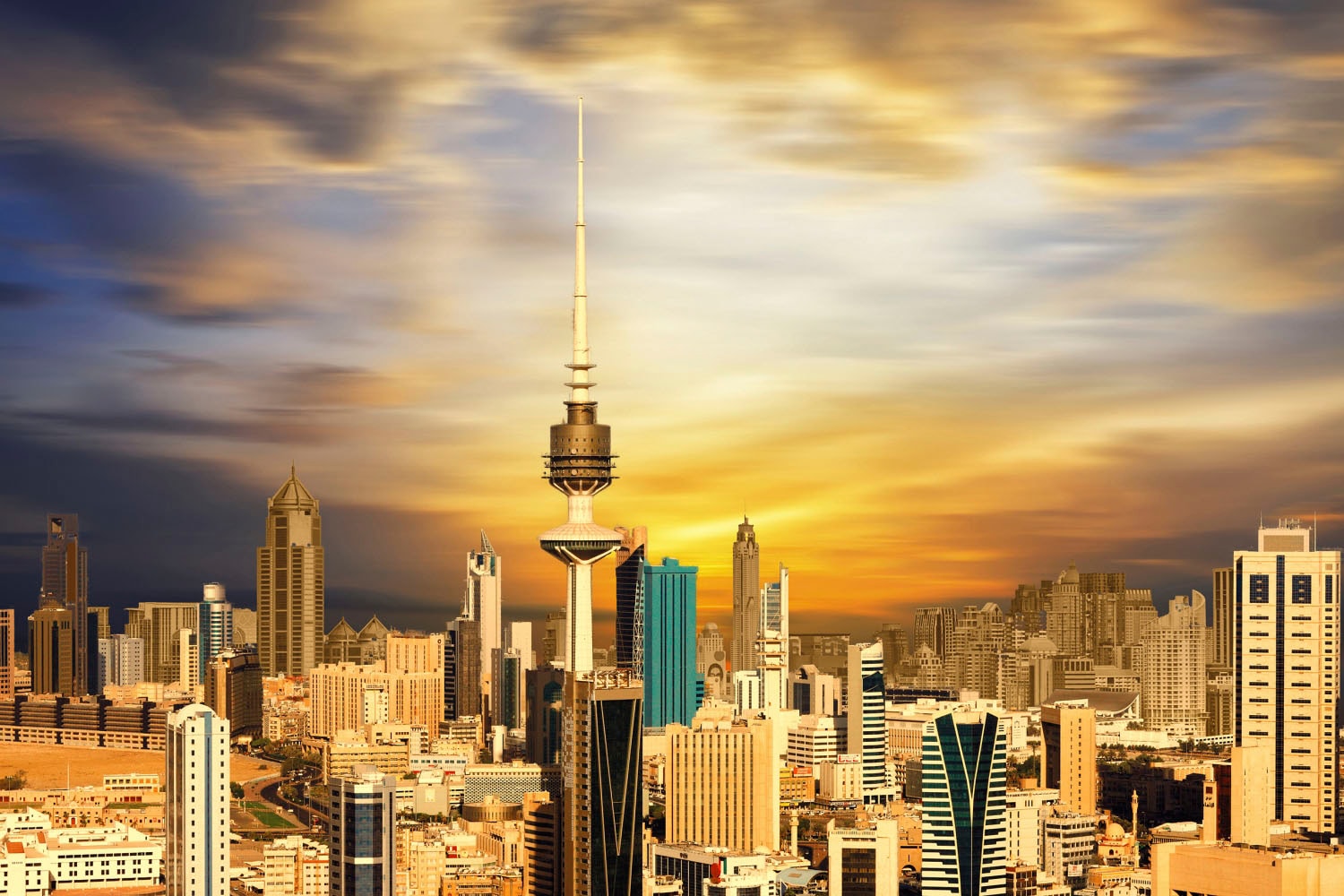 queence Acrylglasbild "Skyline" Gebäude  Skyline  Städte Fine Art-Print in günstig online kaufen