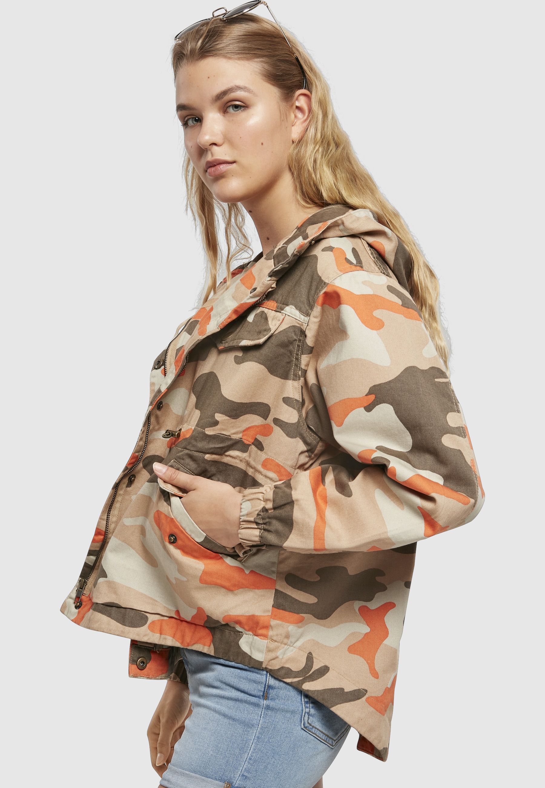 URBAN CLASSICS Allwetterjacke »Urban Classics Damen Ladies Oversized Camo Parka Jacket« 1 Stk. tlg. mit Kapuze
