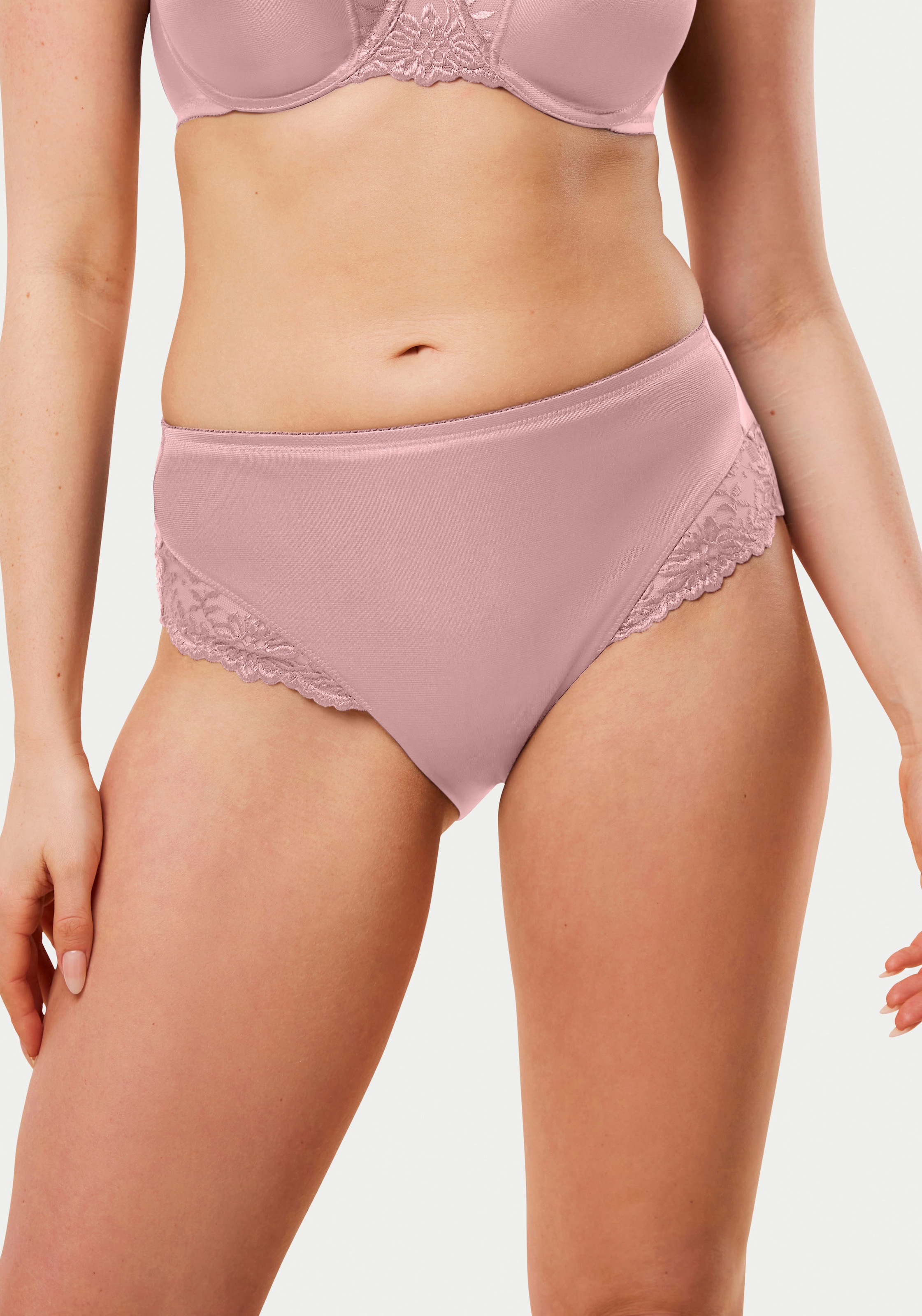 Triumph Maxislip "Ladyform Soft", mit Spitze, femininer Stil, glatt, elegan günstig online kaufen