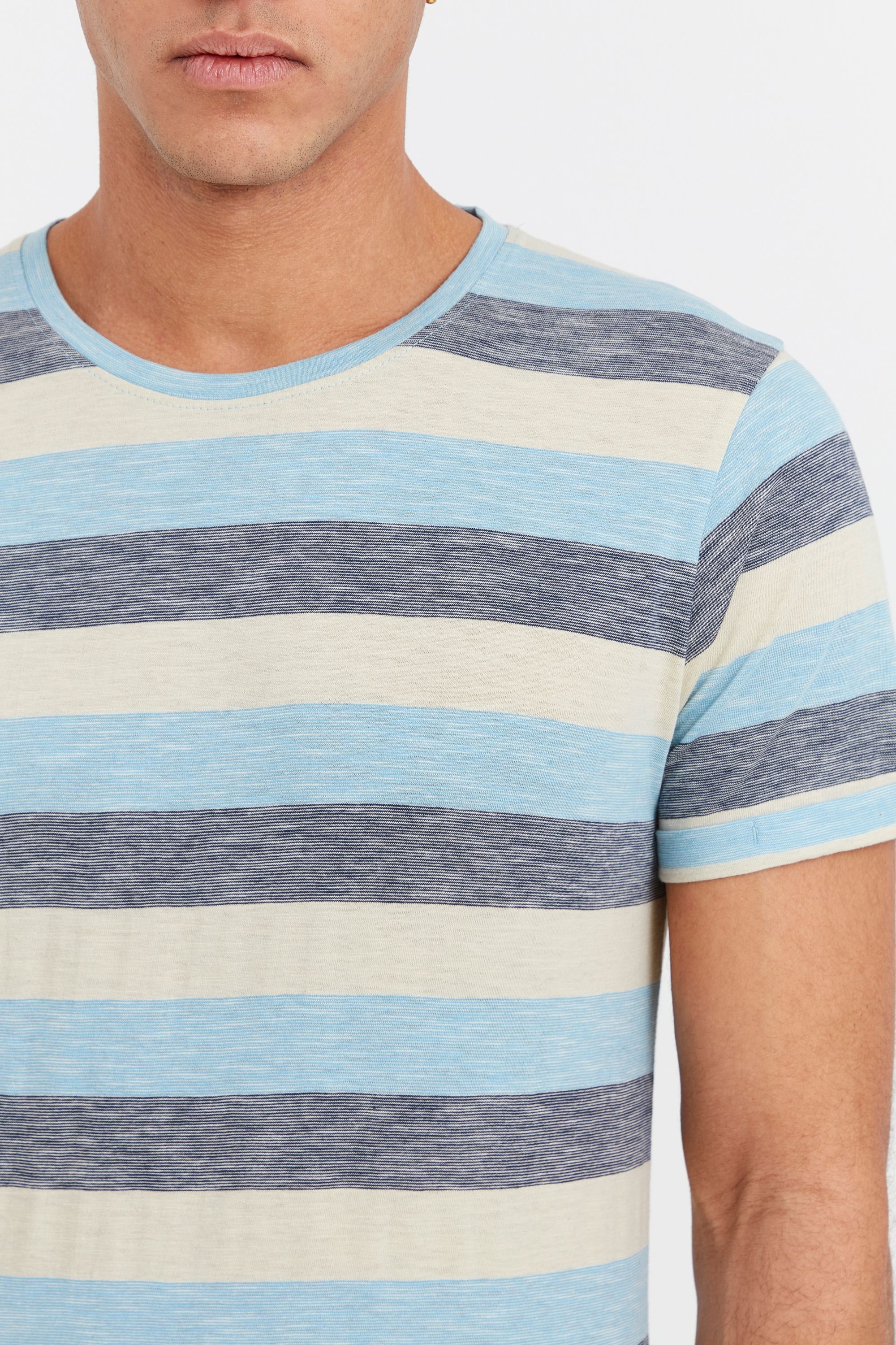 !Solid Rundhalsshirt »Rundhalsshirt SDThicco«