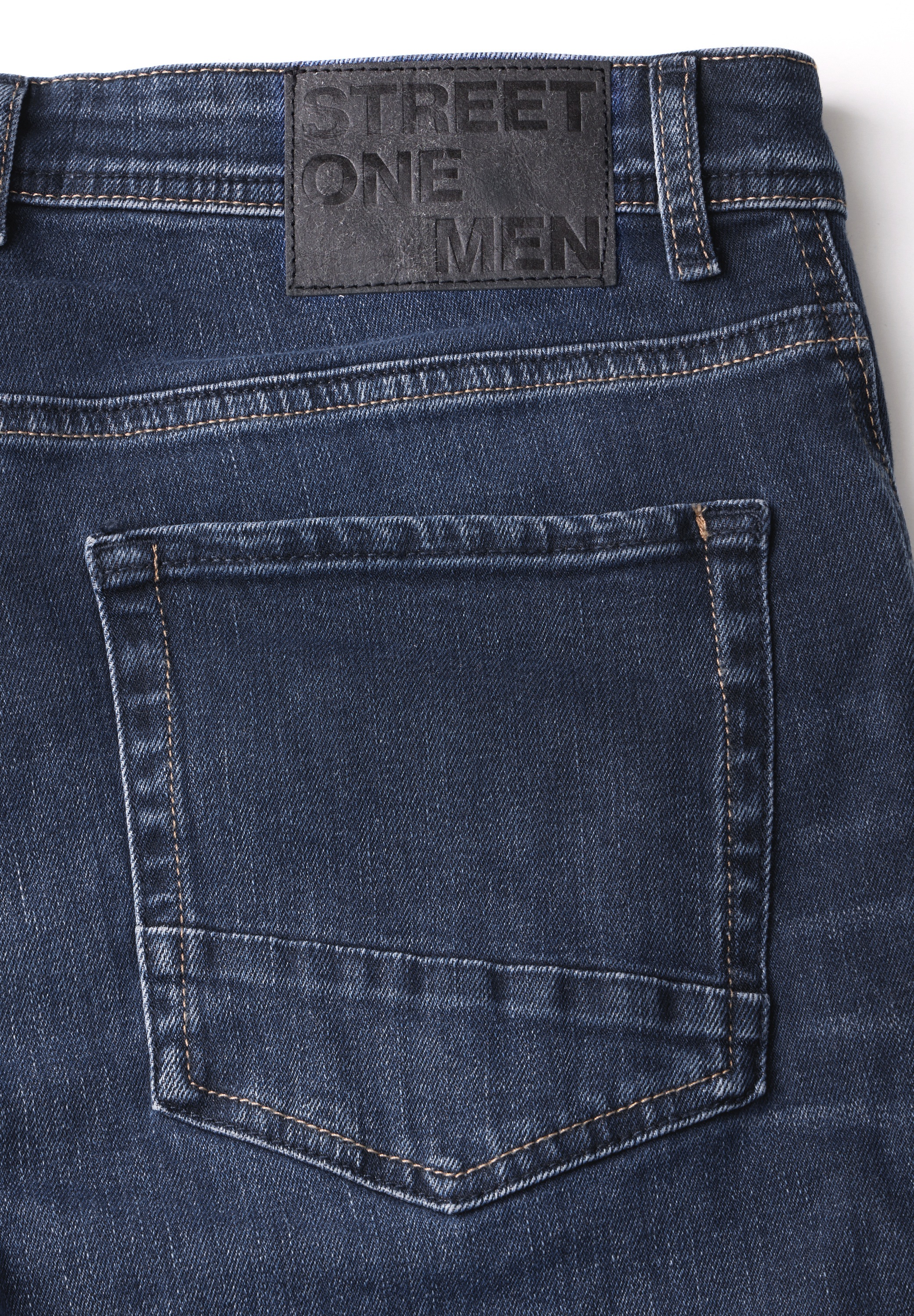 STREET ONE MEN Slim-fit-Jeans, in dunkelblauer Waschung