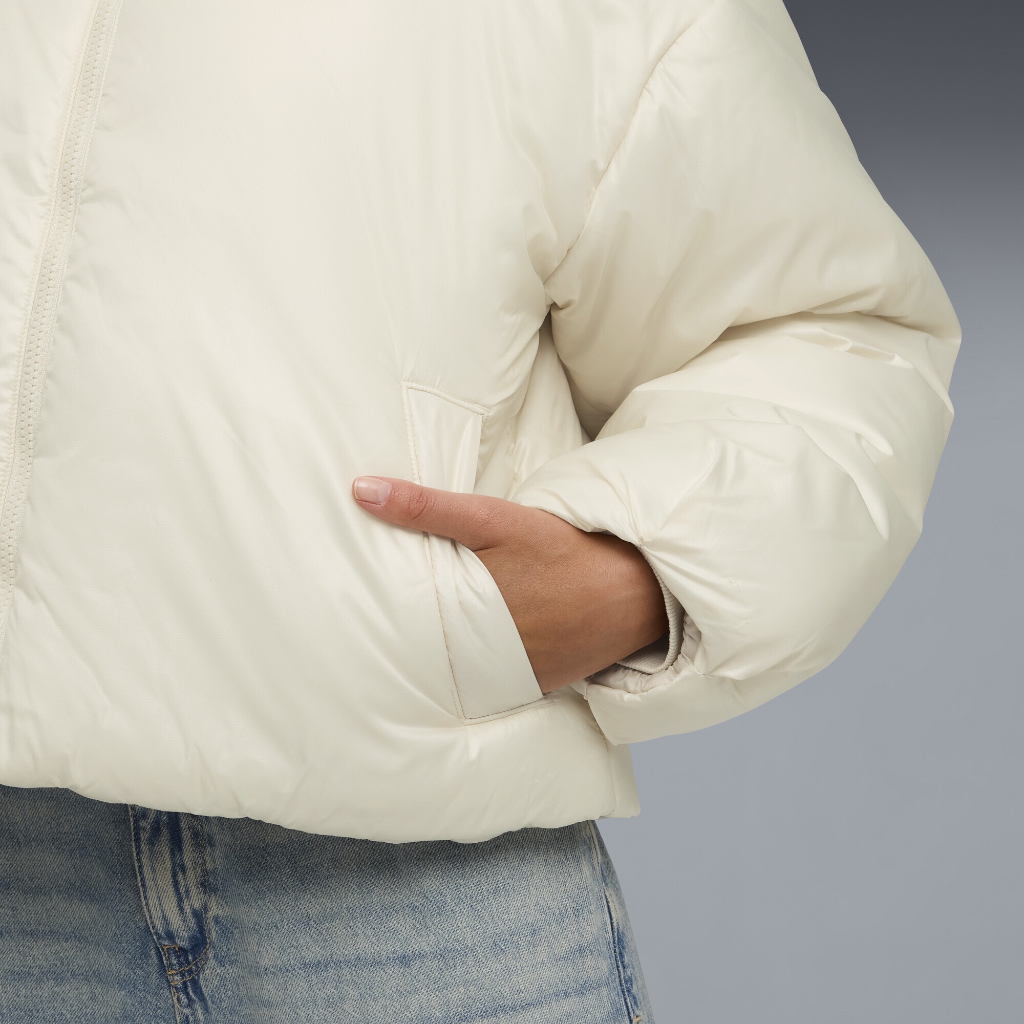 Thumbnail - PUMA Winterjacke "Wardrobe Essentials Shiny Wattierte Kapuzenjacke Damen"