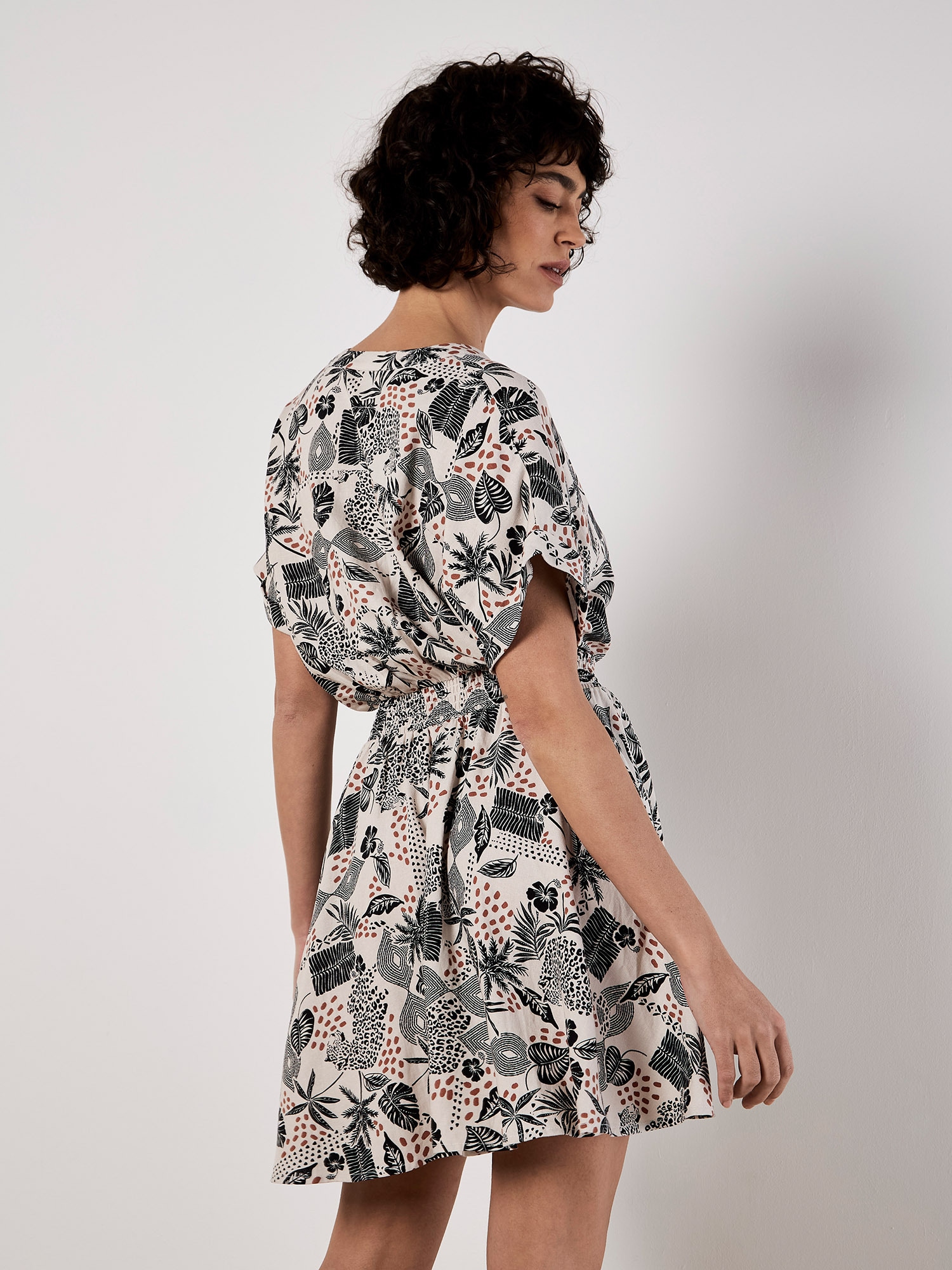 Apricot Druckkleid »Minikleid« mit Smokdetails