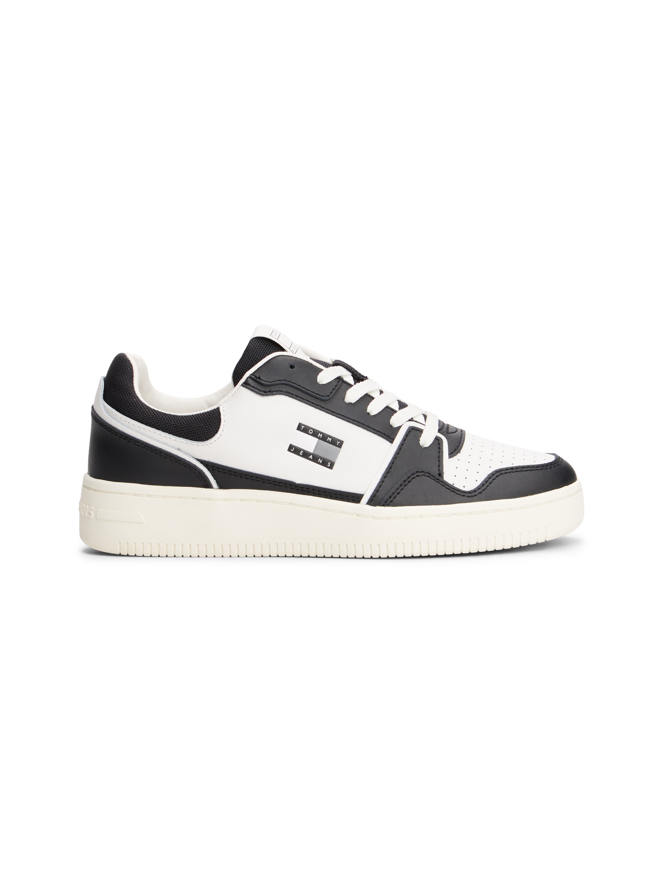 Tommy Jeans Sneaker »TJM RETRO BASKET«, Freizeitschuh, Halbschuh, Schnürer mit Kontrast-Details