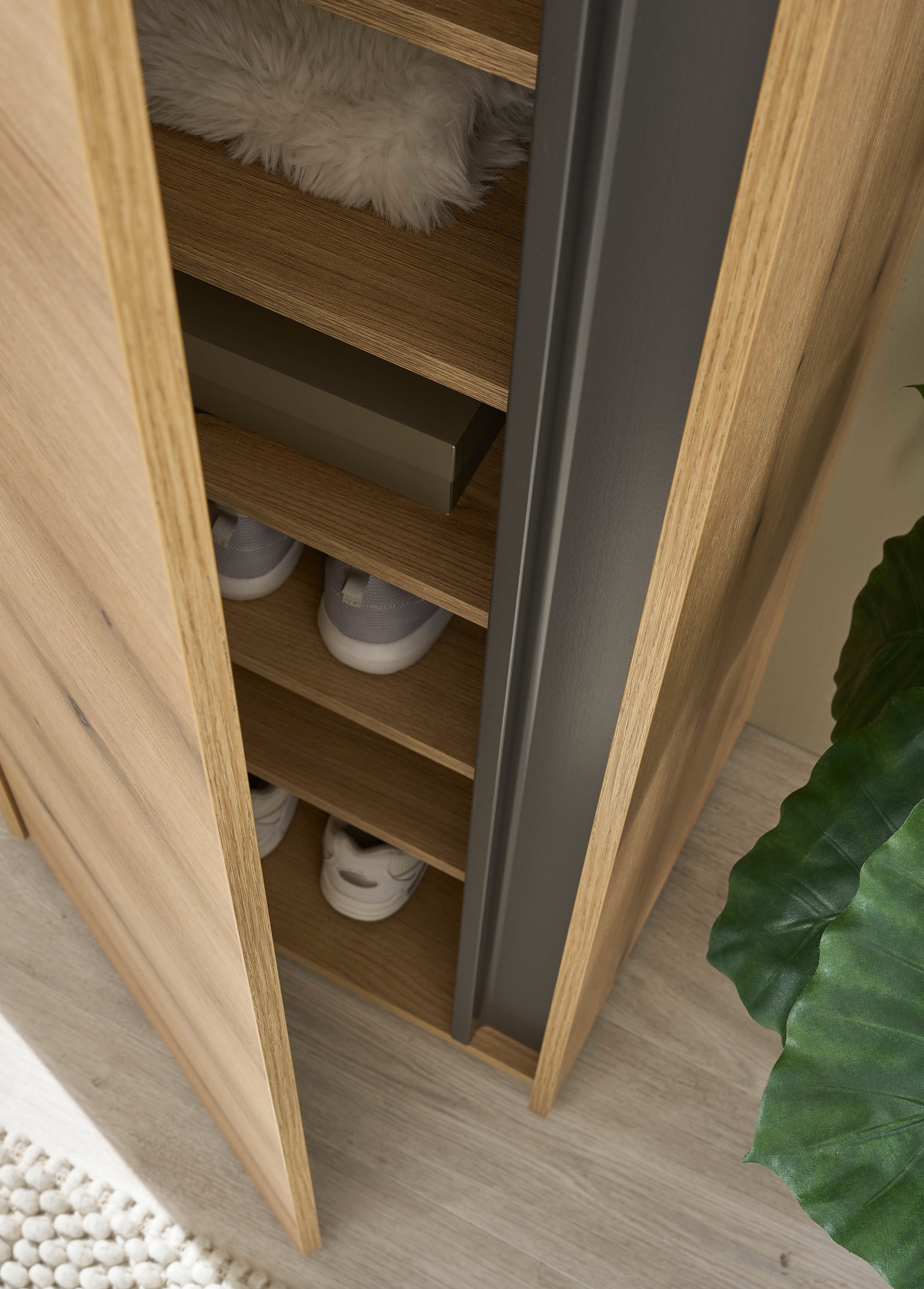 INOSIGN Garderobenschrank »GiRON/CiTY, moderner Schrank, Schuhschrank mit Stauraum«, 9 Einlegeböden, 10 Fächer, Tür beidseitig montierbar, 50 cm breit